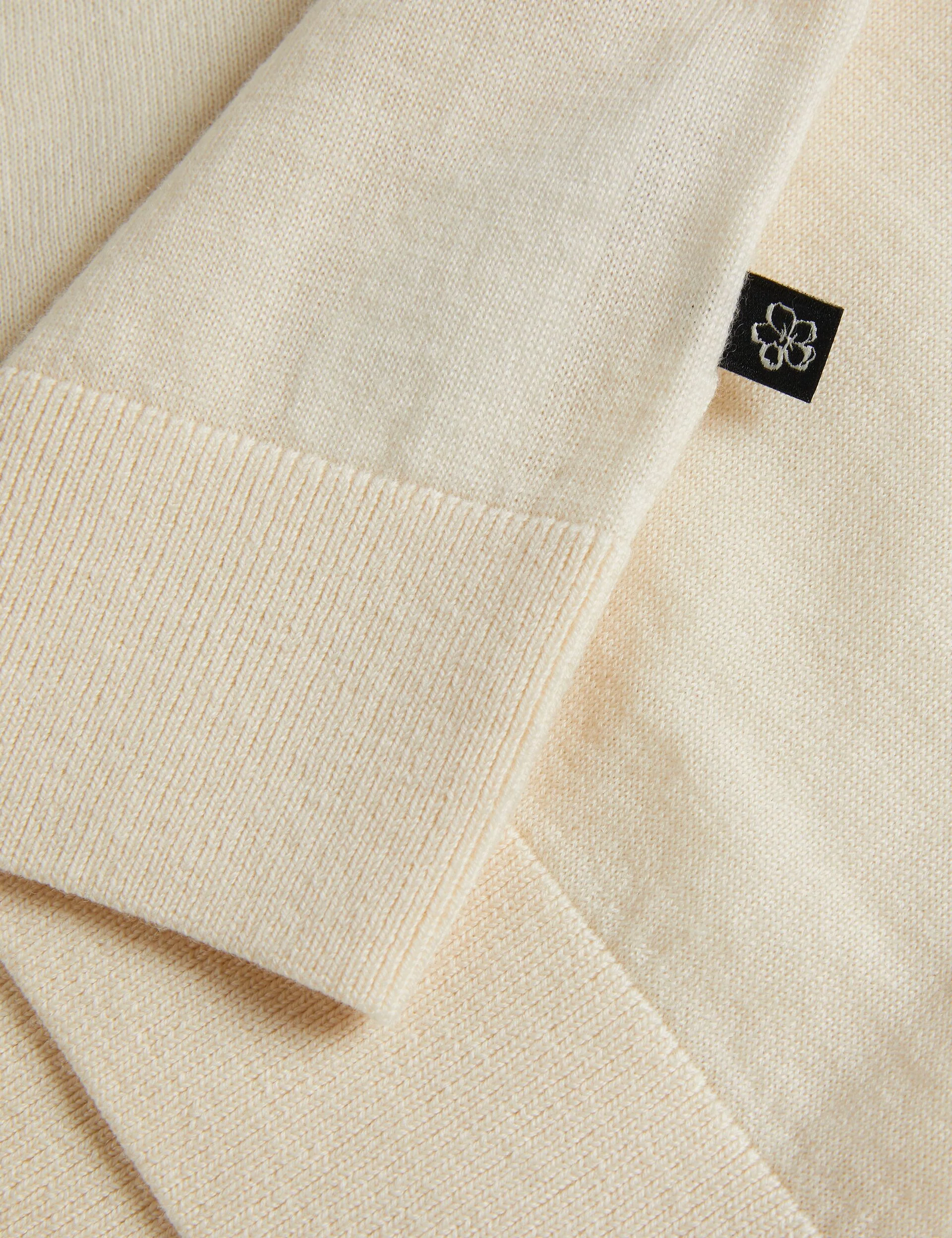 PIERROT | WHITE - Image 6