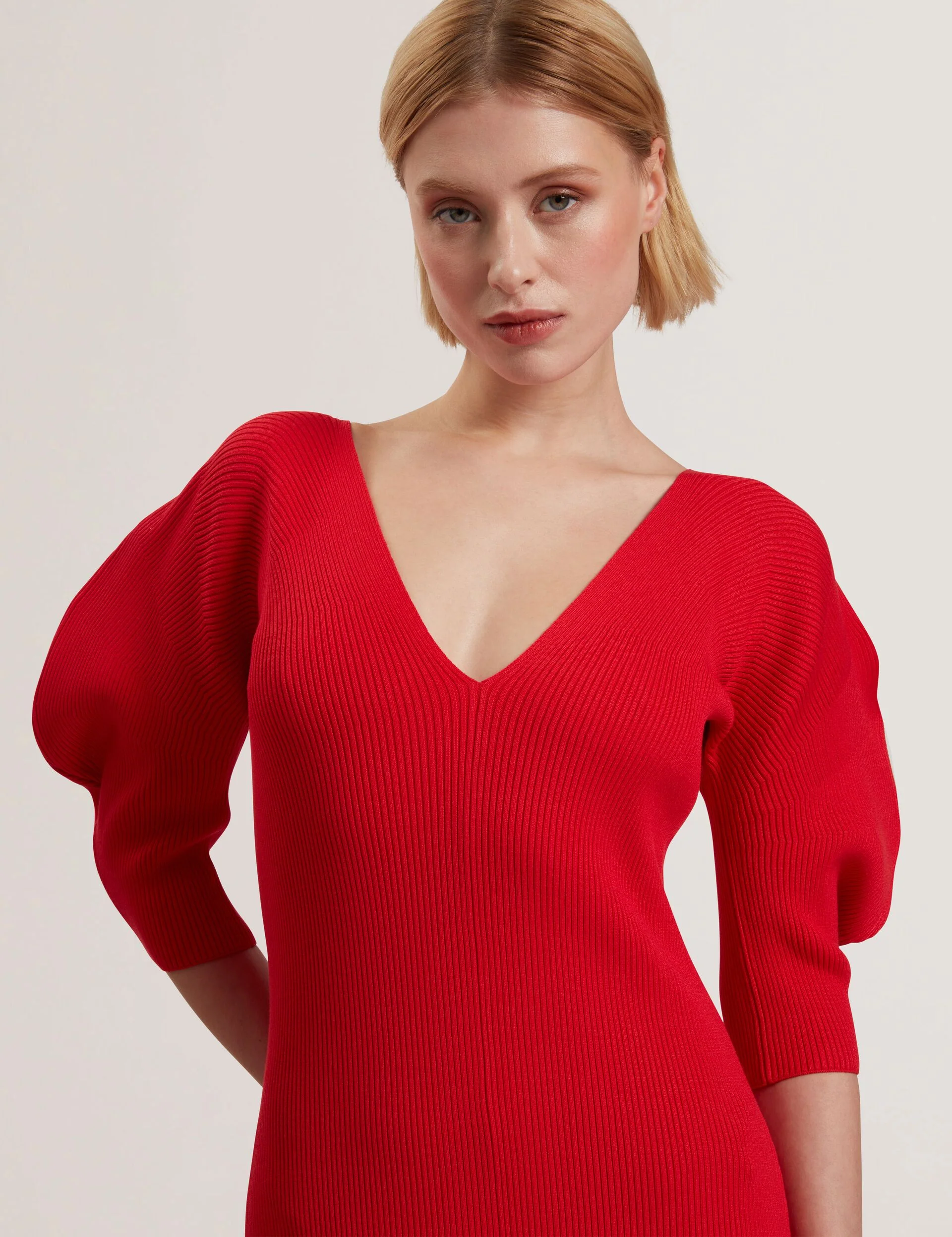 PRICILA | BRIGHT RED - Image 2