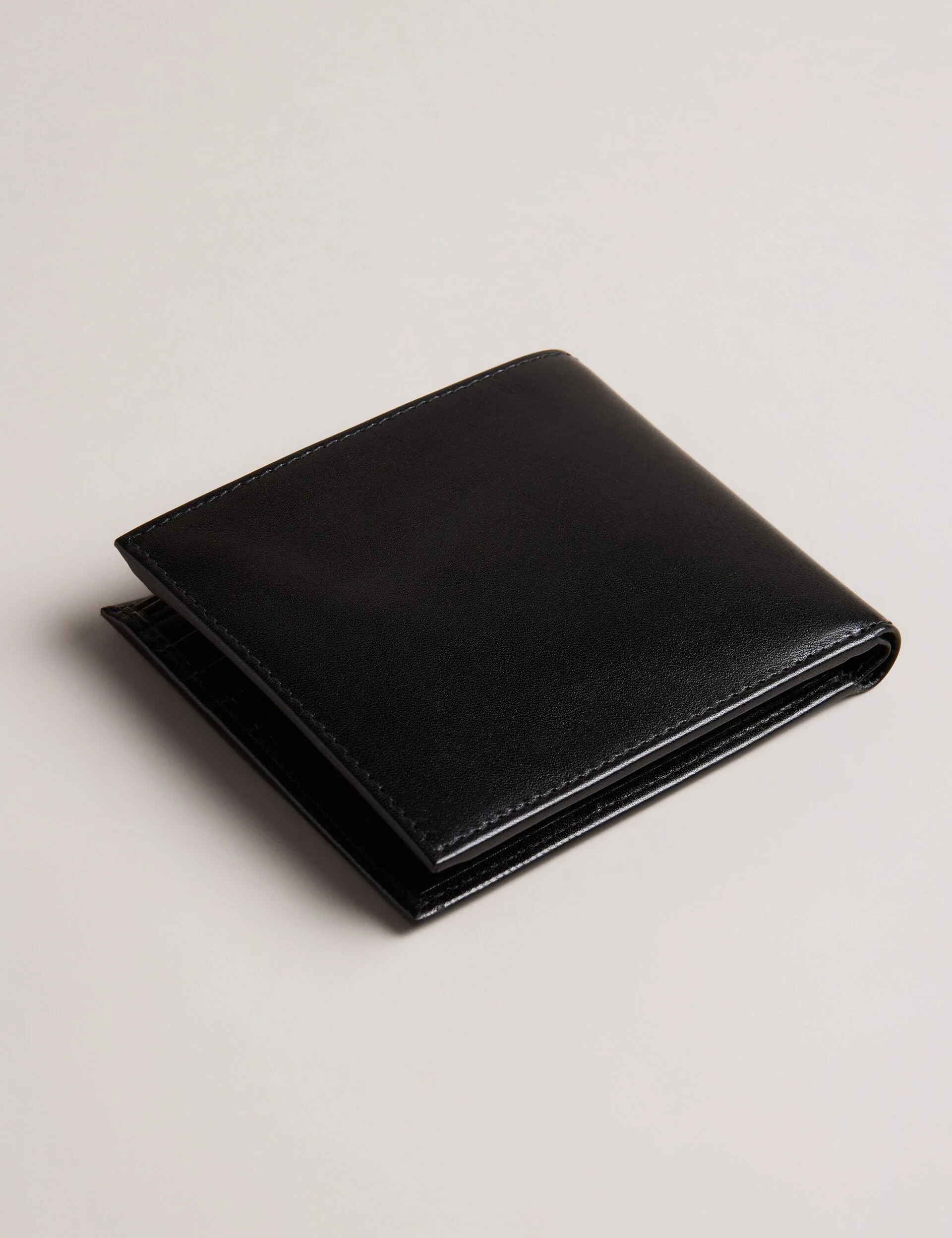 PRUGS | BLACK - Image 4