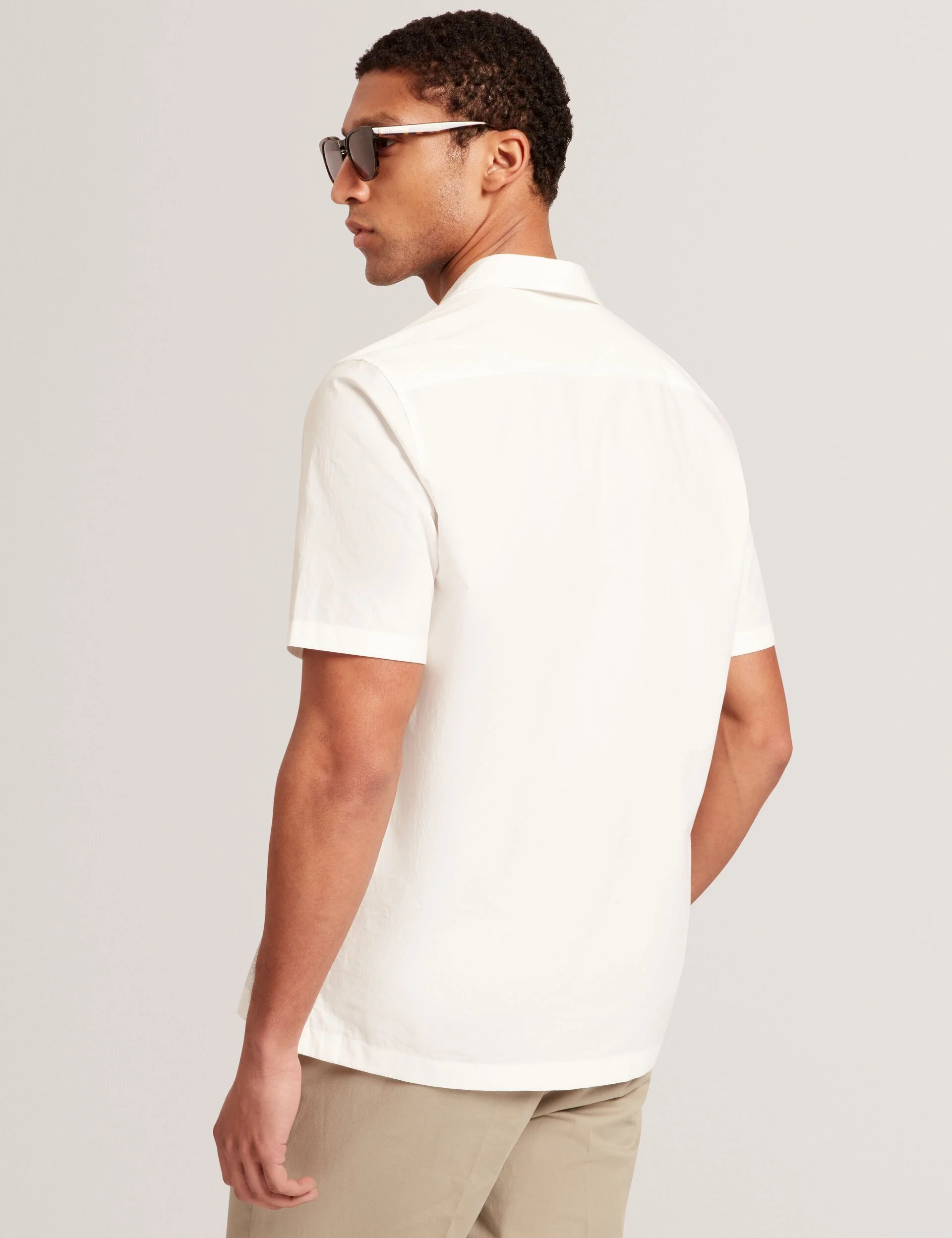 RADCLYF | WHITE - Image 5