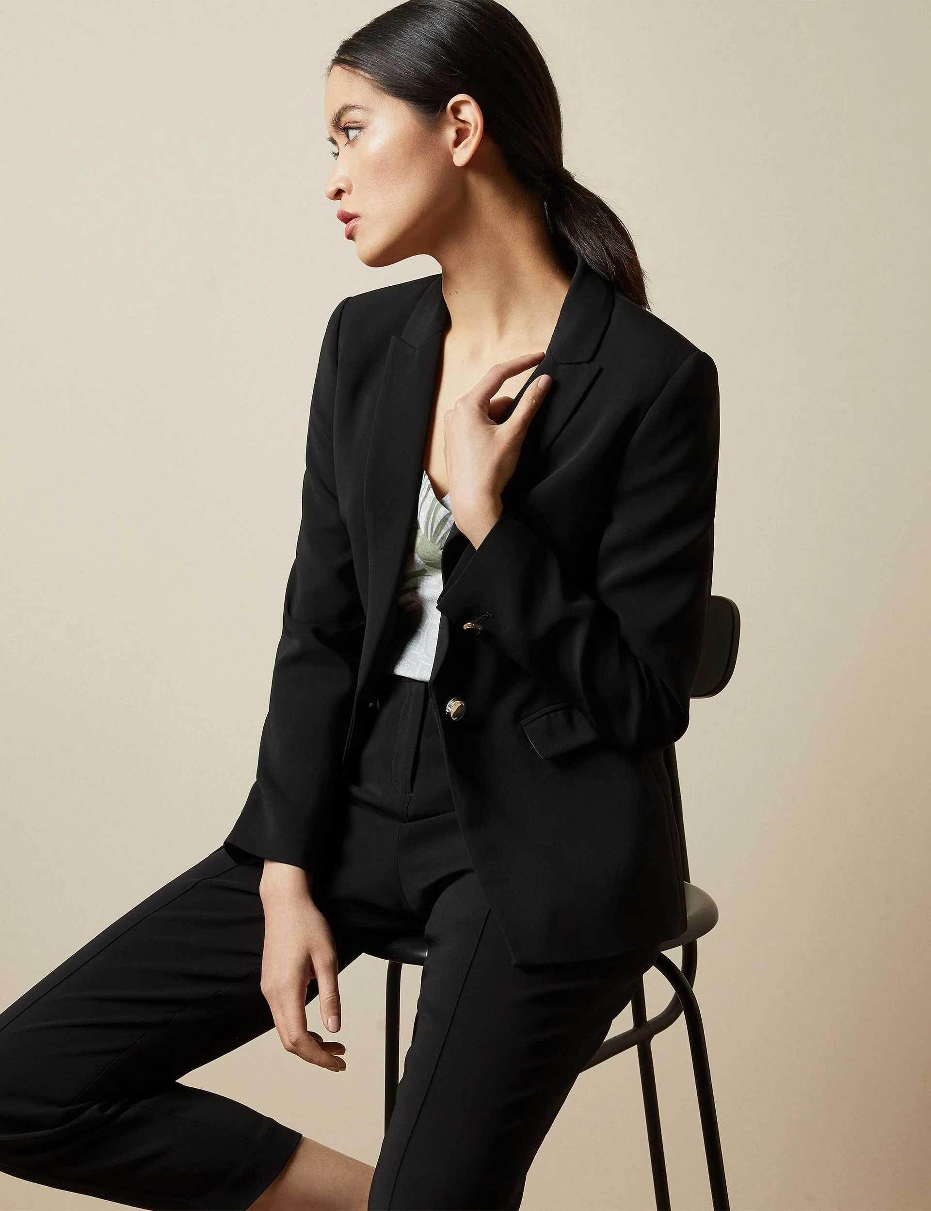 RAEE | BLACK - Image 4