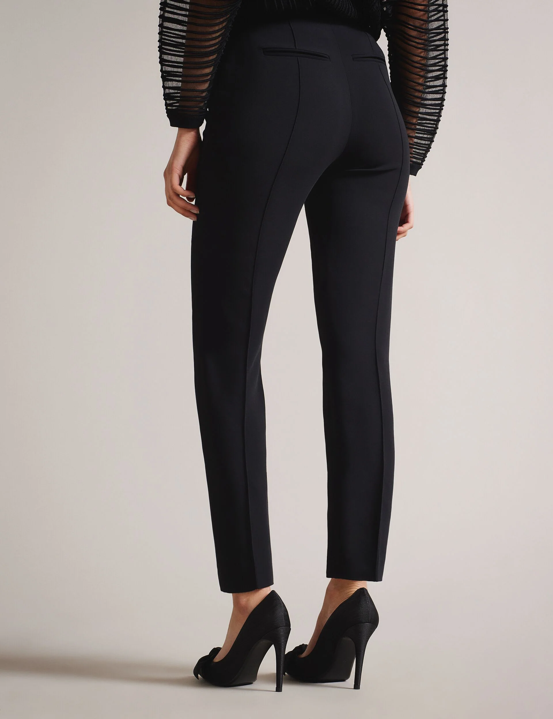 RAEET | BLACK - Image 4