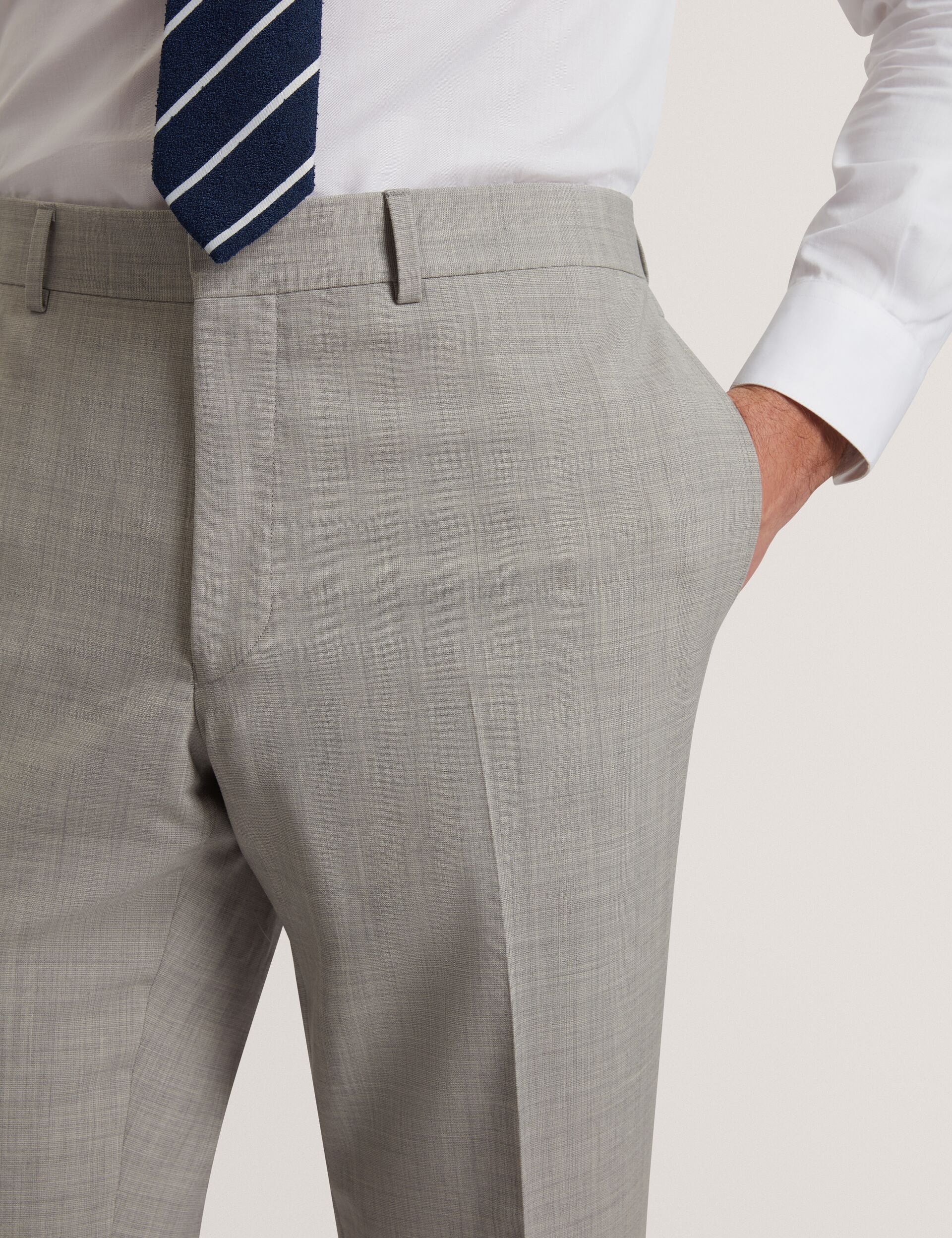 RALPHS | LIGHT GREY - Image 4