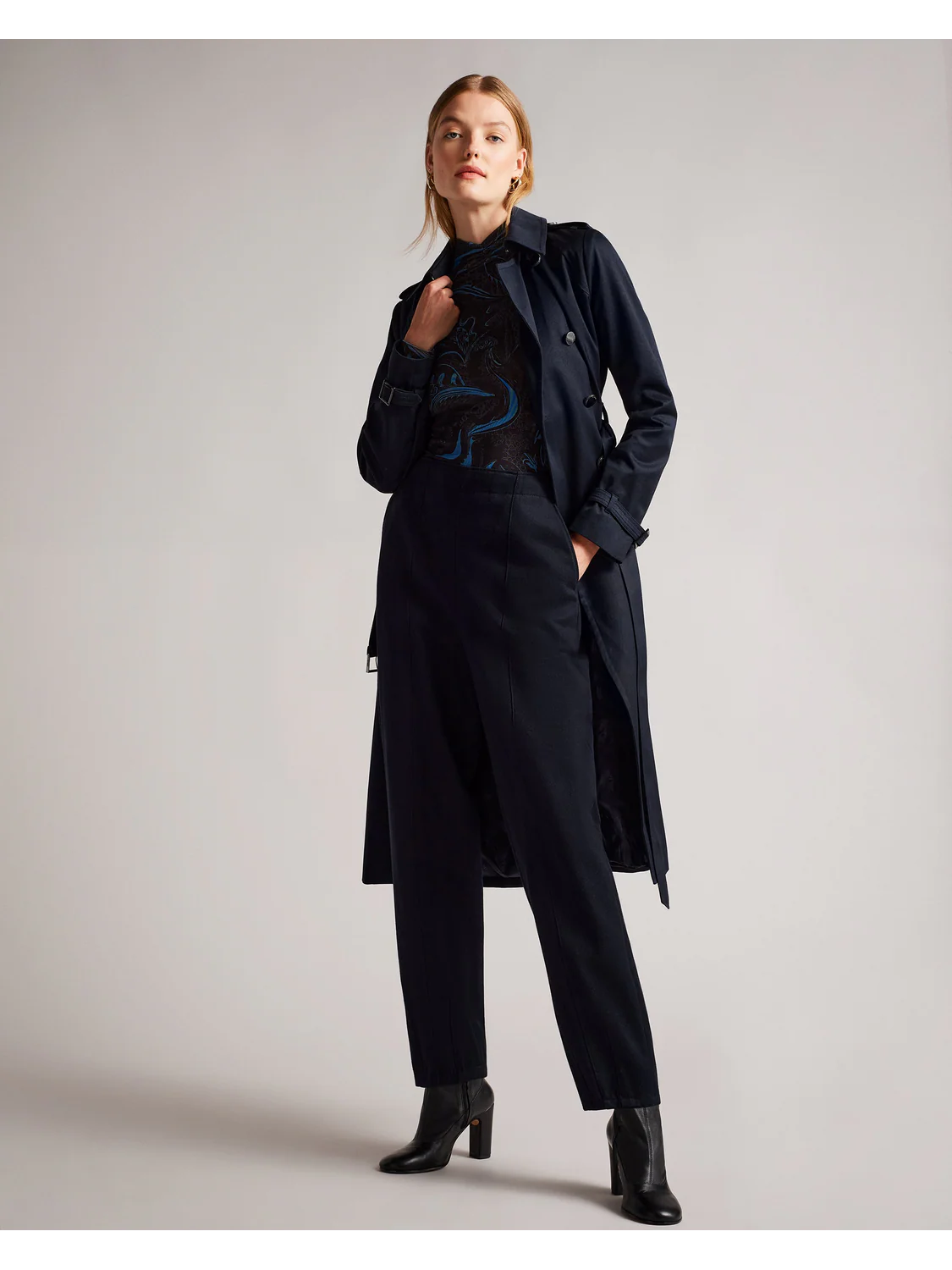 ROBBII | NAVY - Image 4