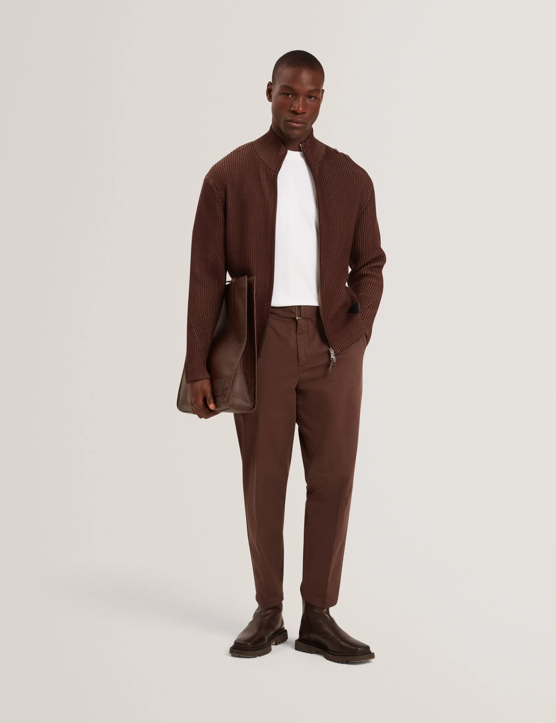ROMANI | DARK BROWN - Image 2