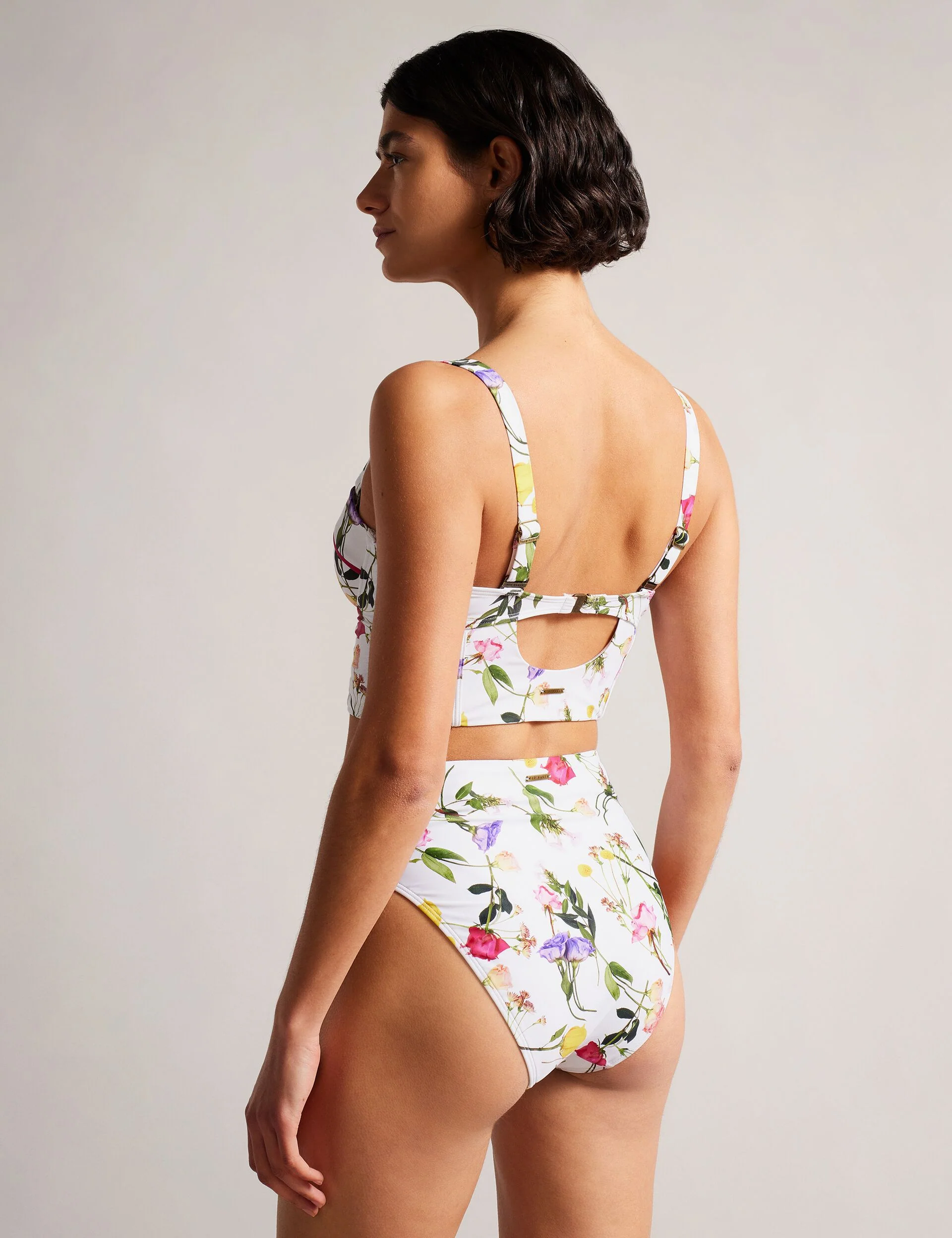 ROYELLA | WHITE - Image 4
