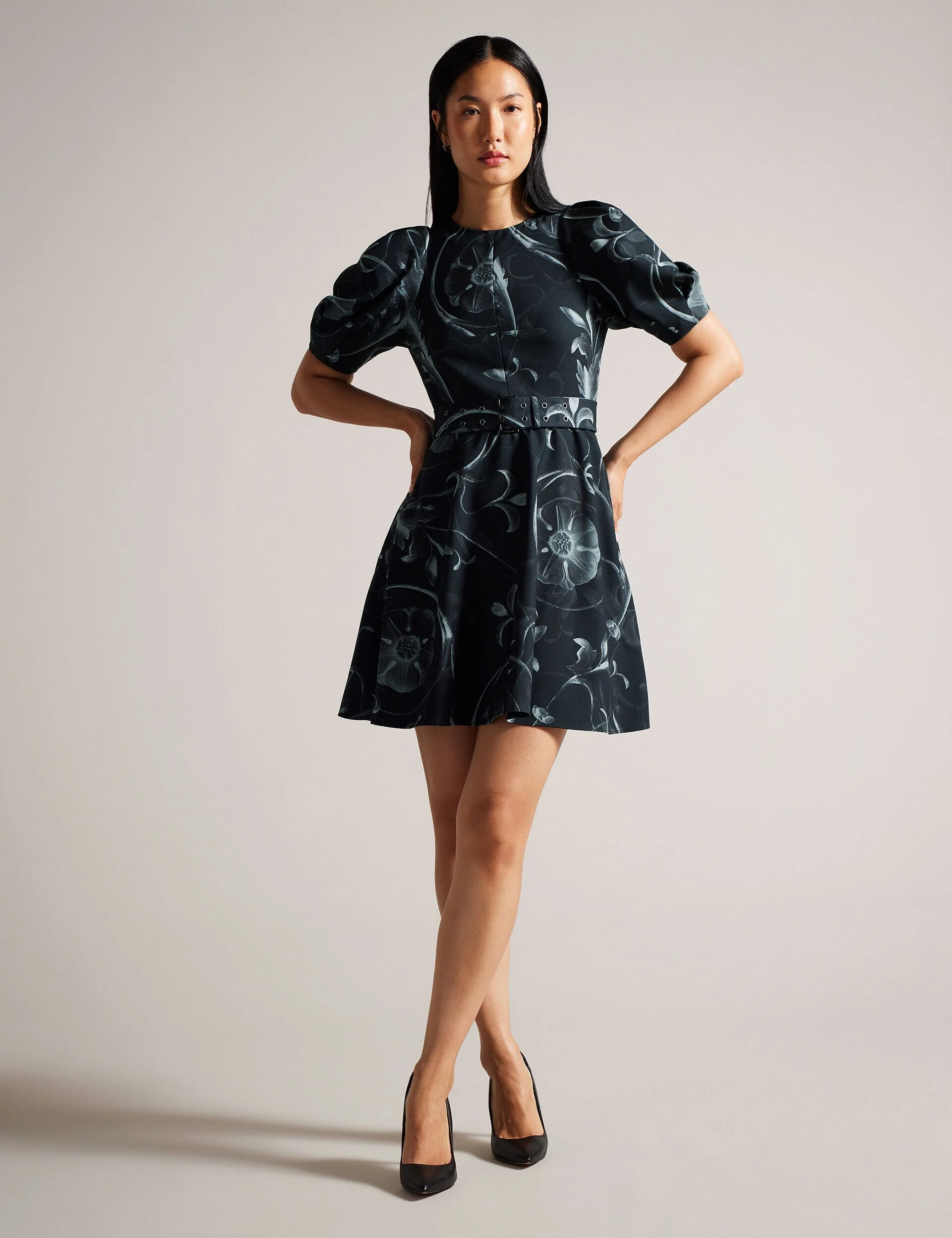 SAARAIH | BLACK - Image 2