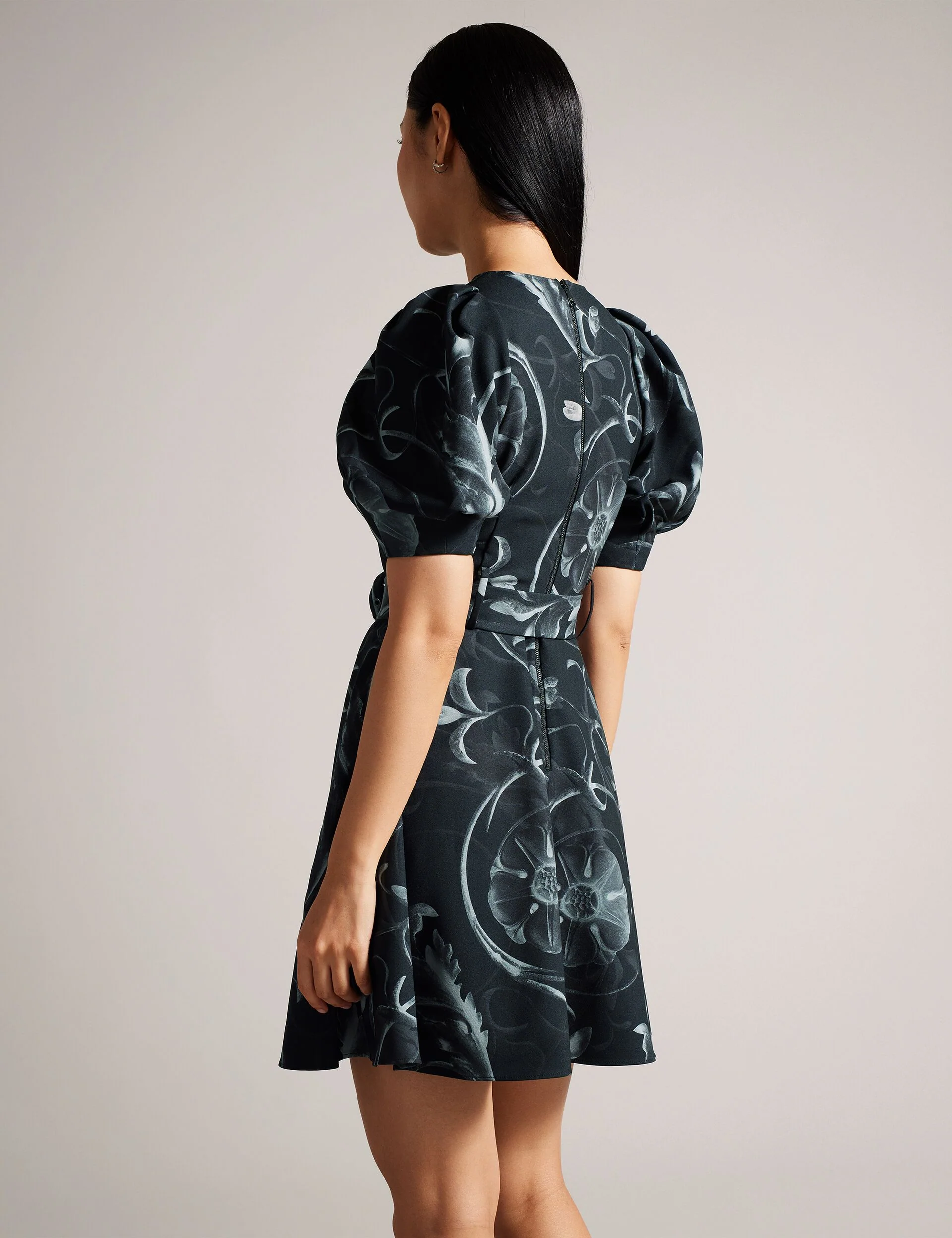 SAARAIH | BLACK - Image 5