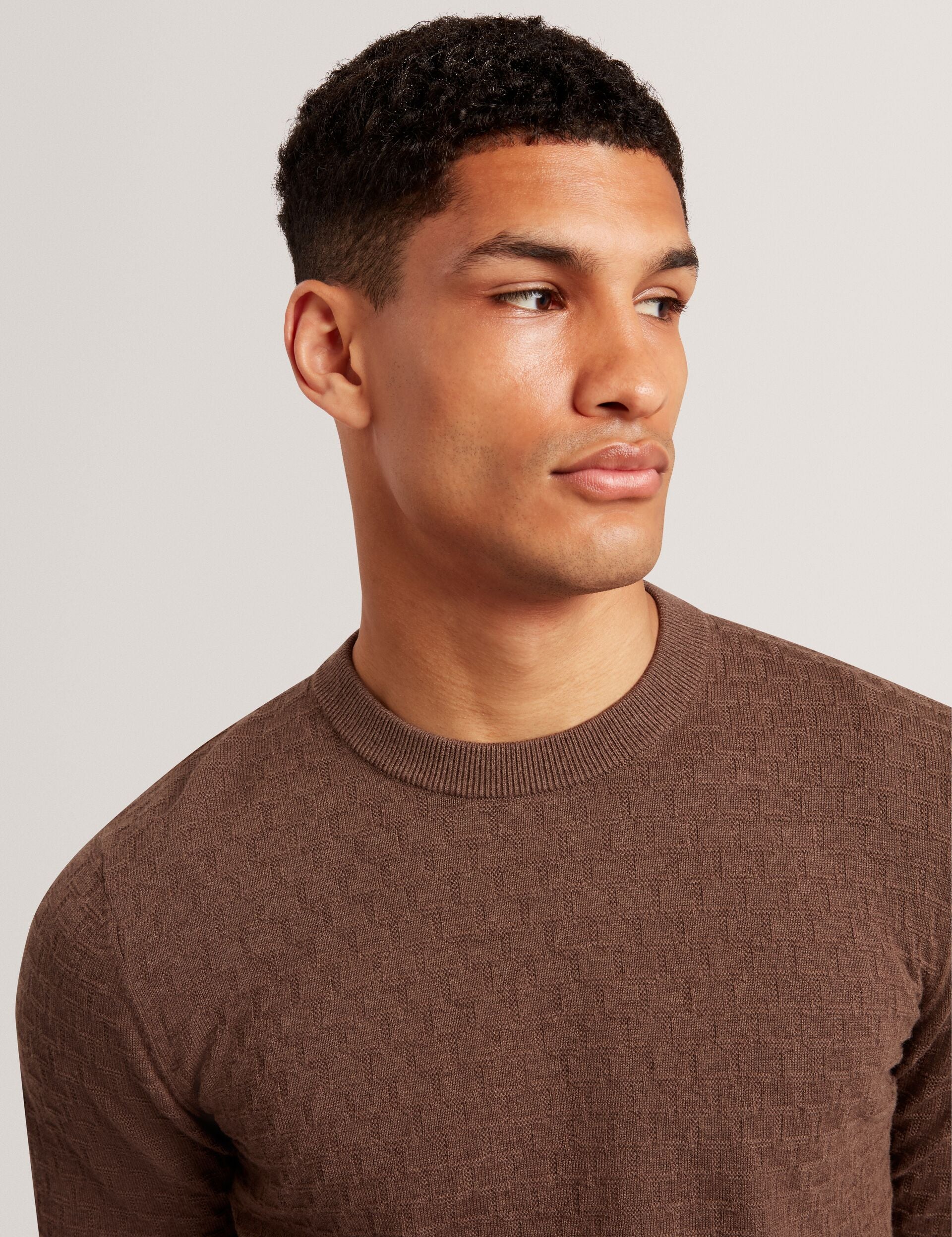 SAINSY | DARK BROWN - Image 4