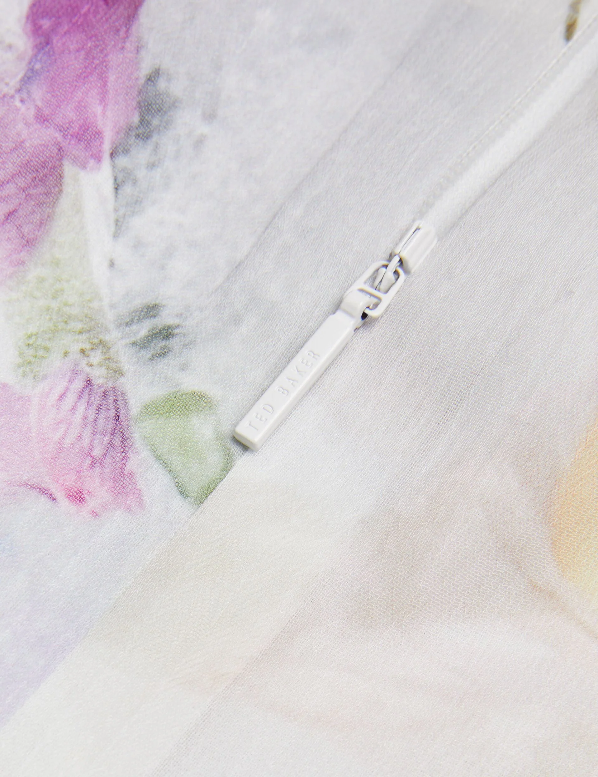 SAINTLY | WHITE - Image 6