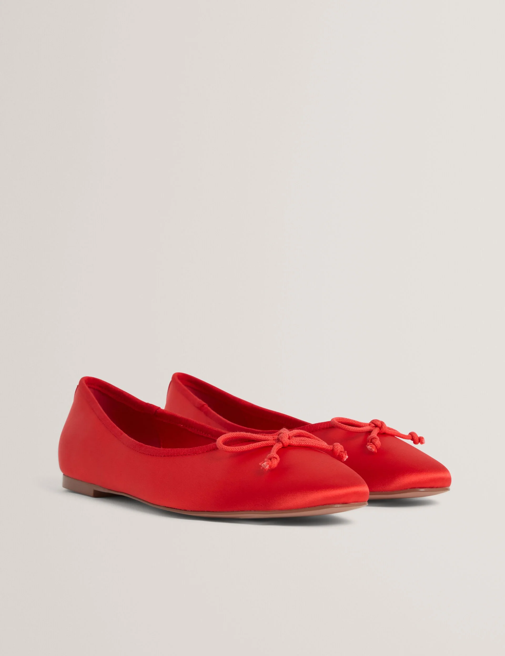 SALIIY | RED - Image 4