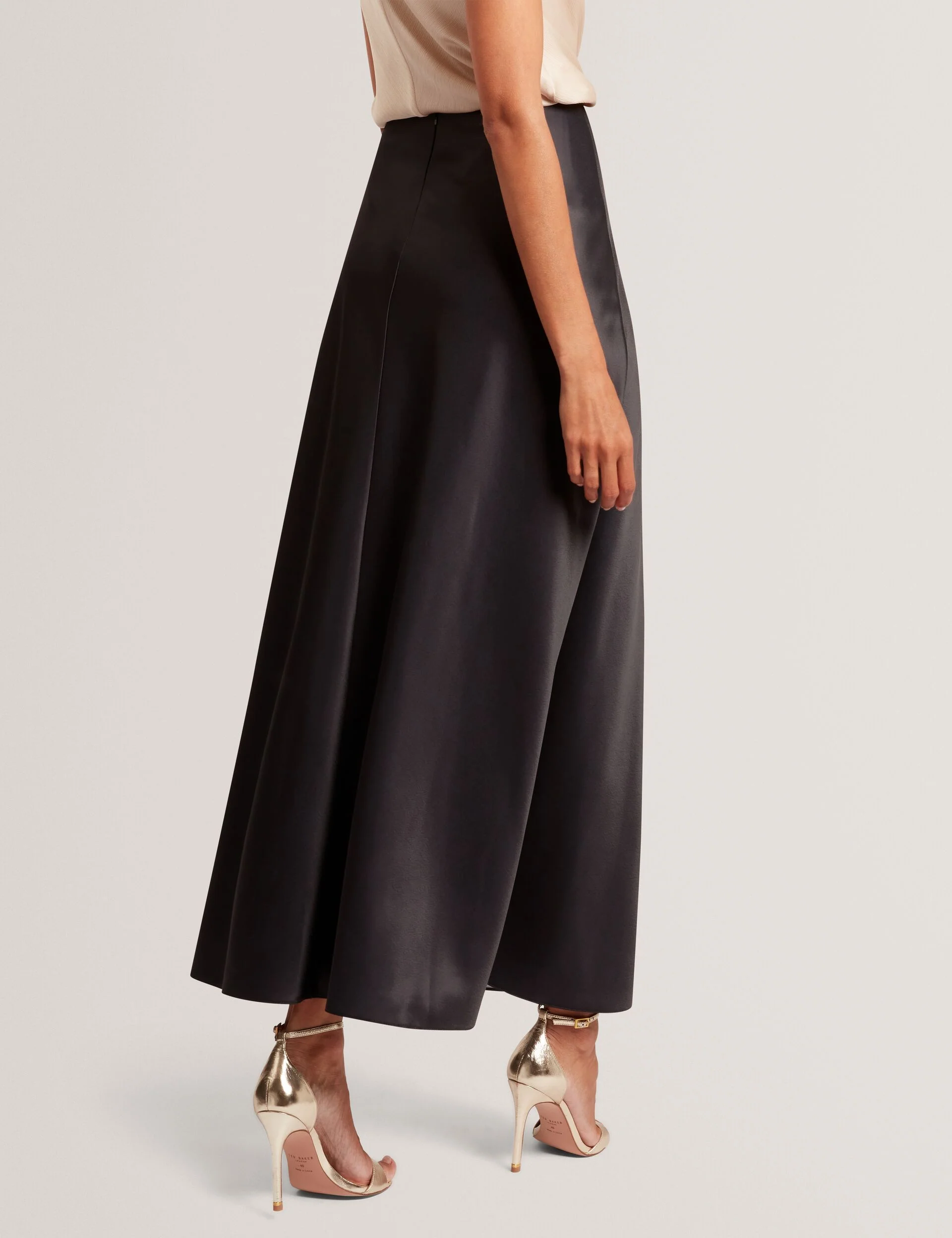 SALIRA | BLACK - Image 5