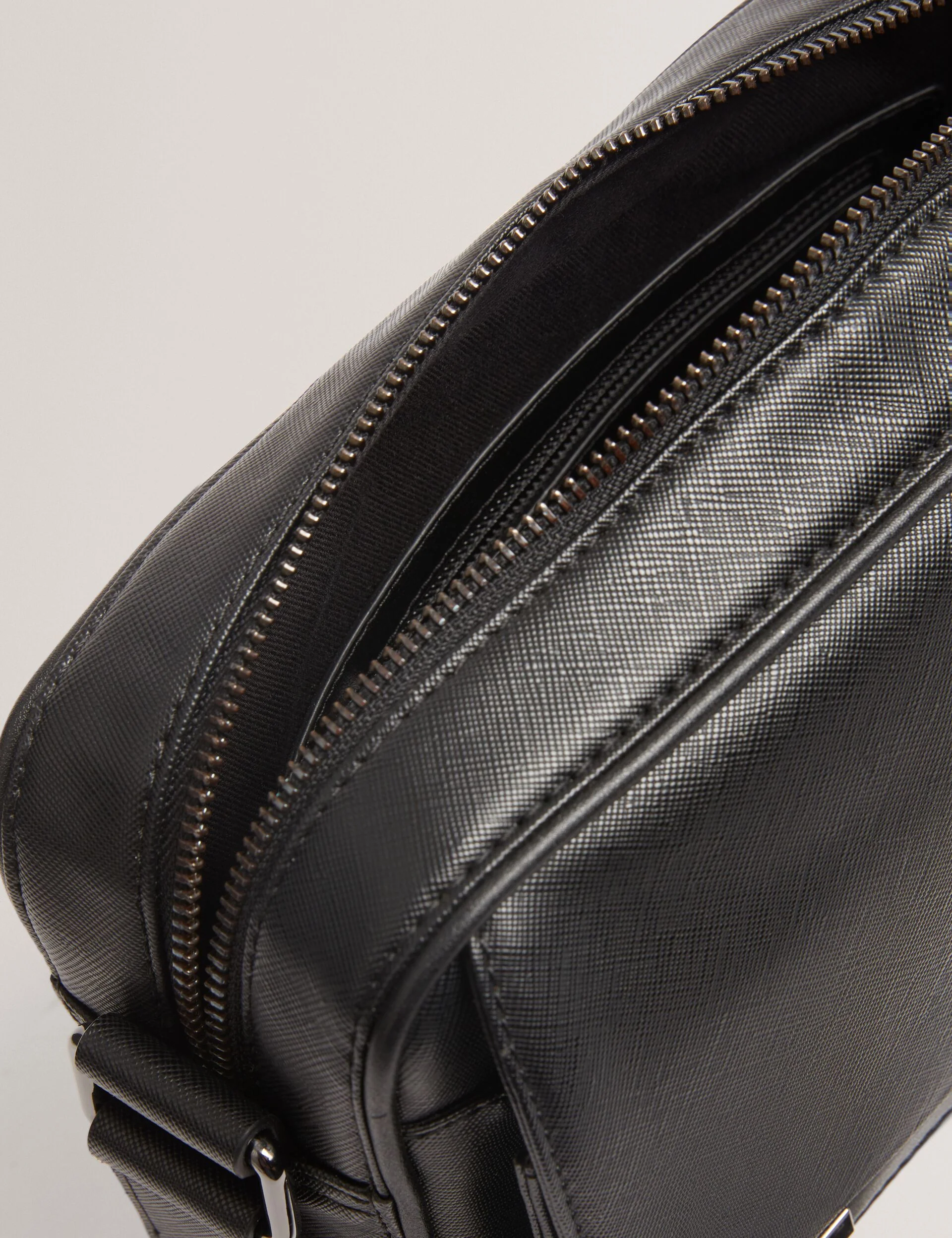 SAMPSON | BLACK - Image 5