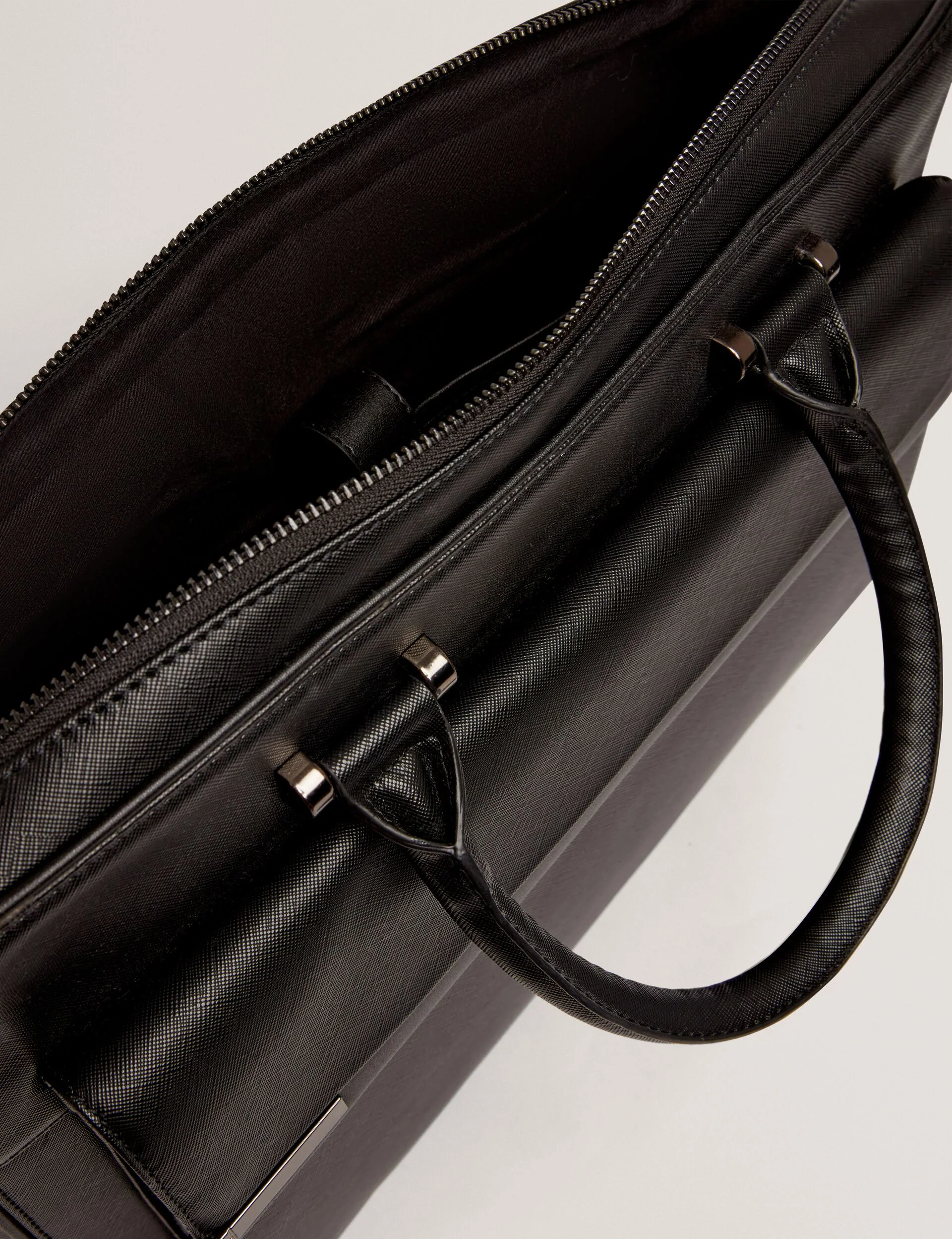 SANNDRO | BLACK - Image 3