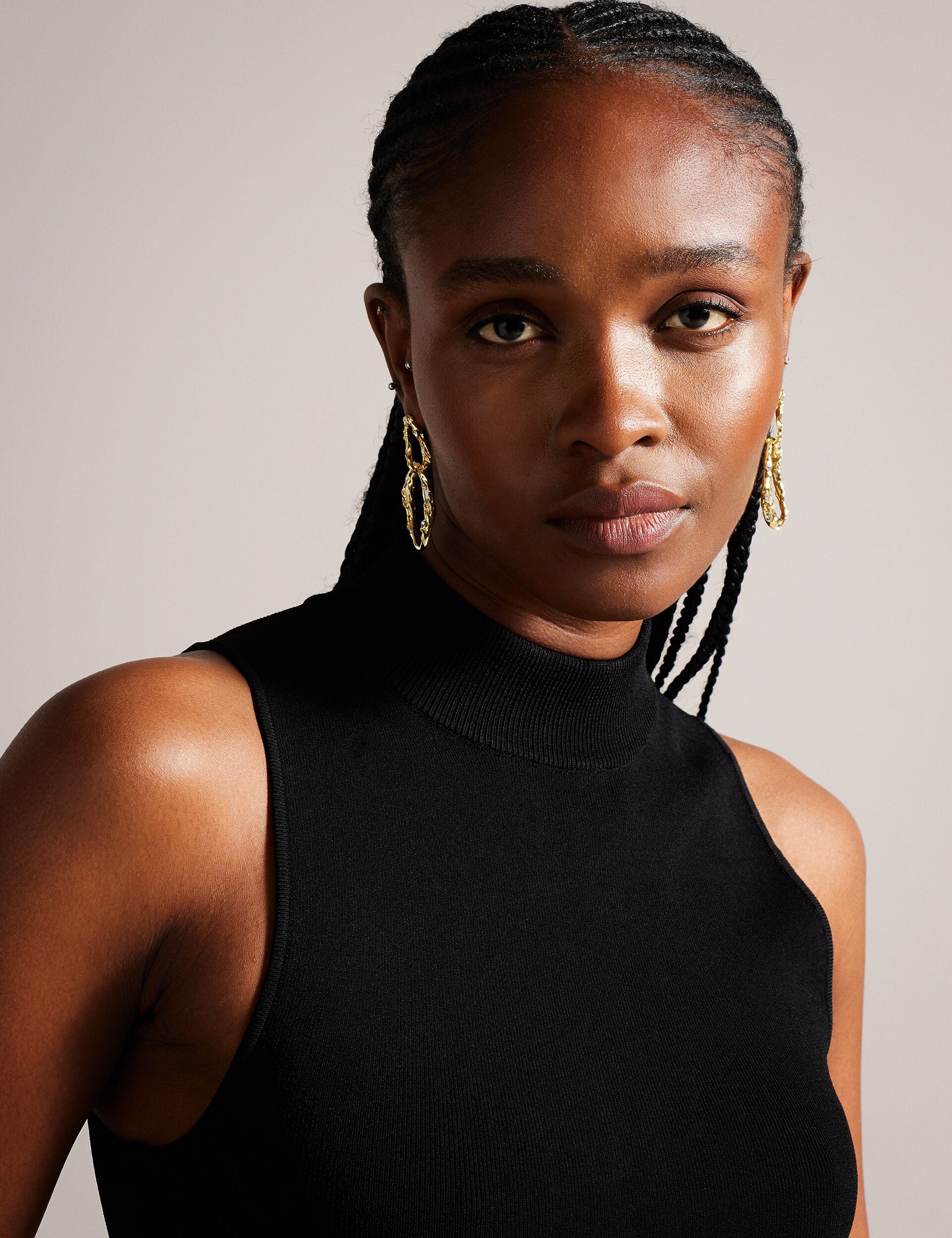 SANRIIA | BLACK - Image 5