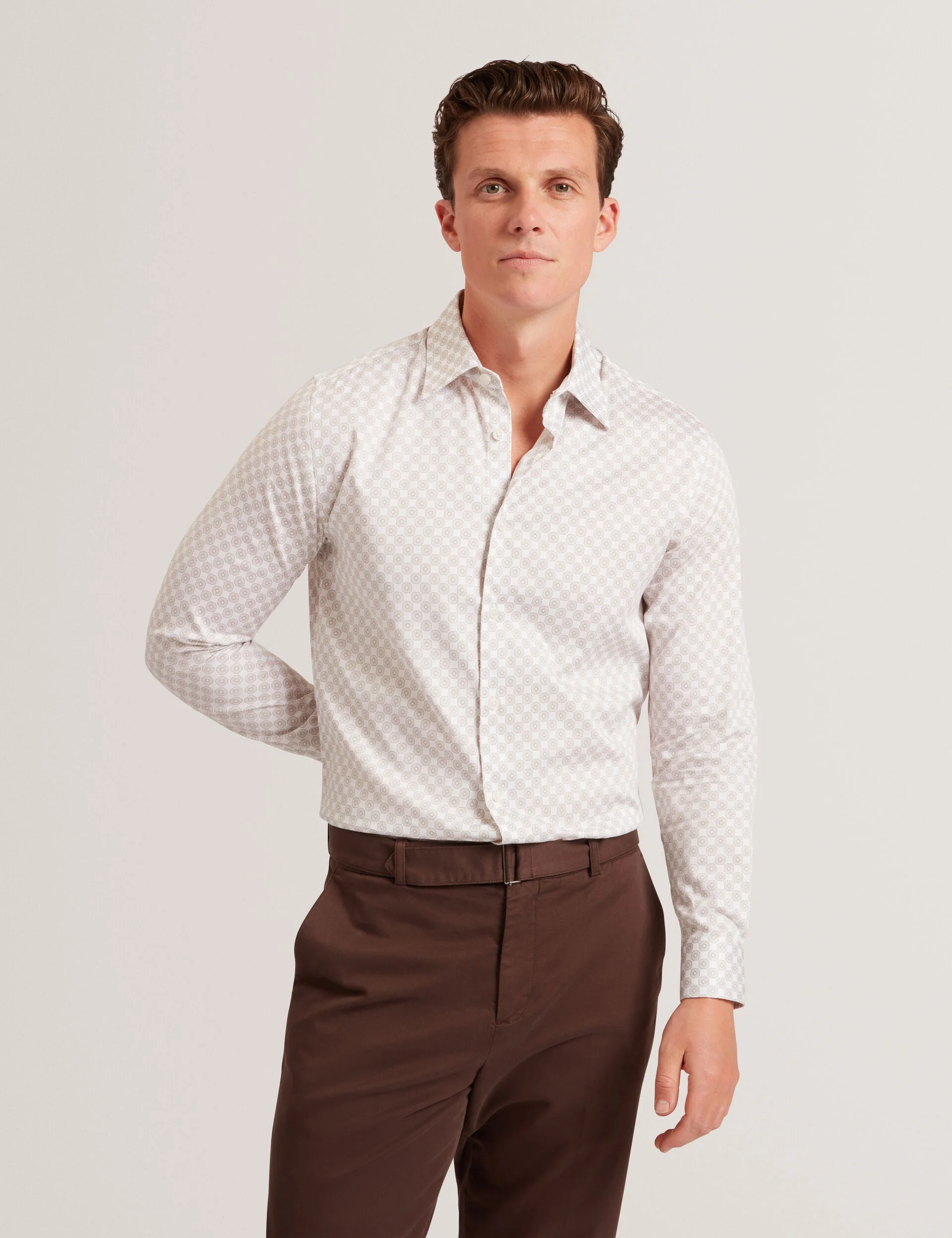 SEF | TAUPE