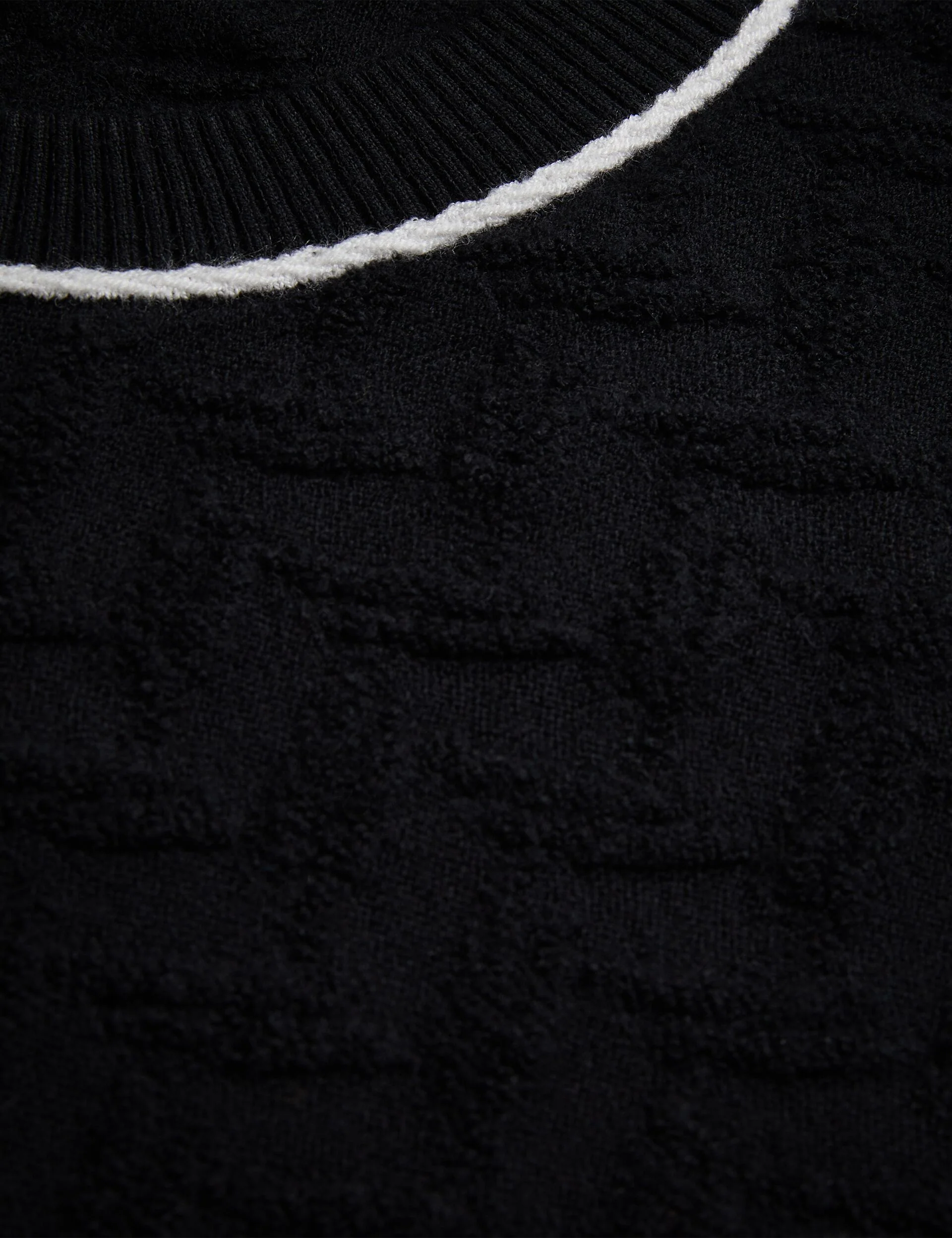 SEPAL | BLACK - Image 3