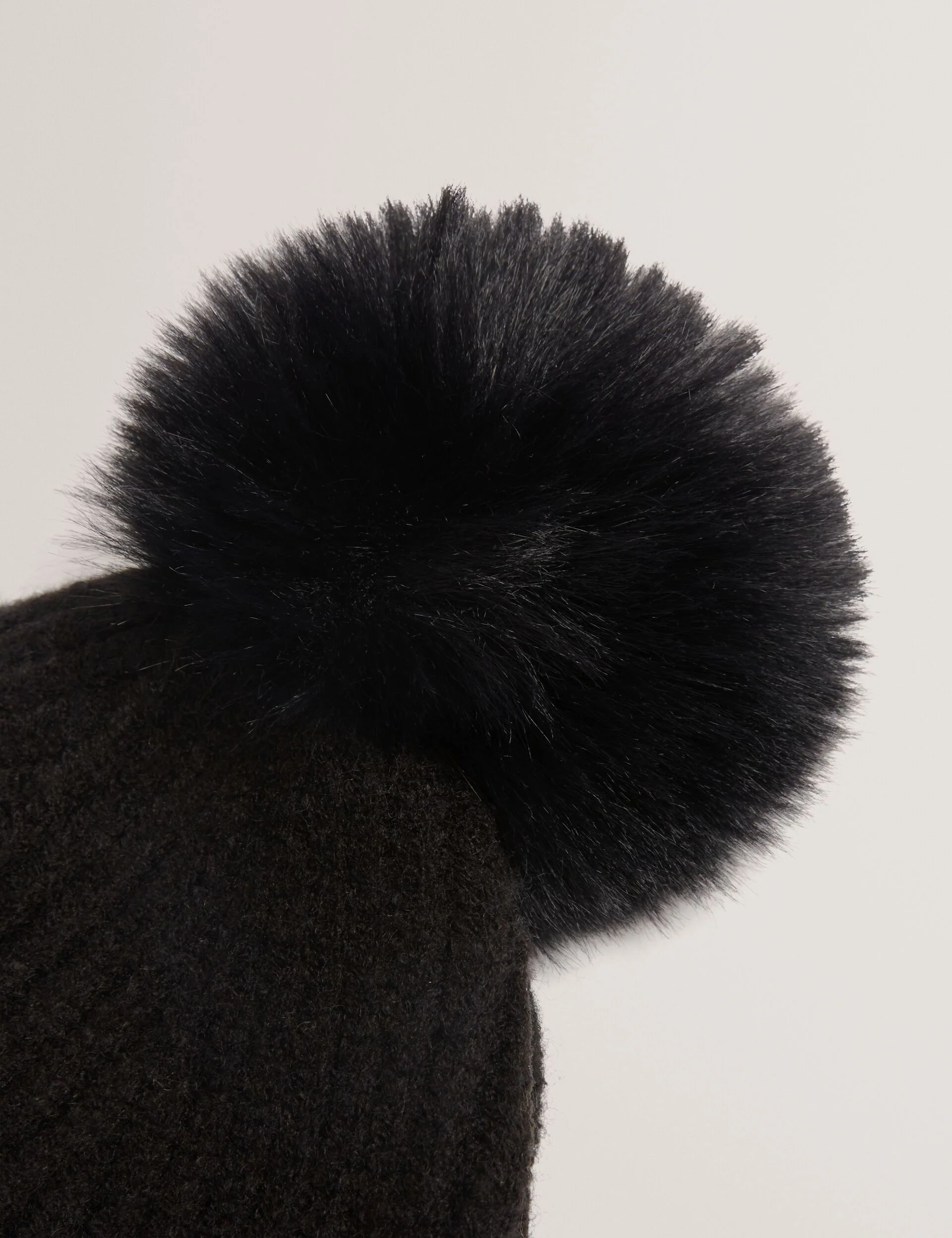 SERSHII | BLACK - Image 4