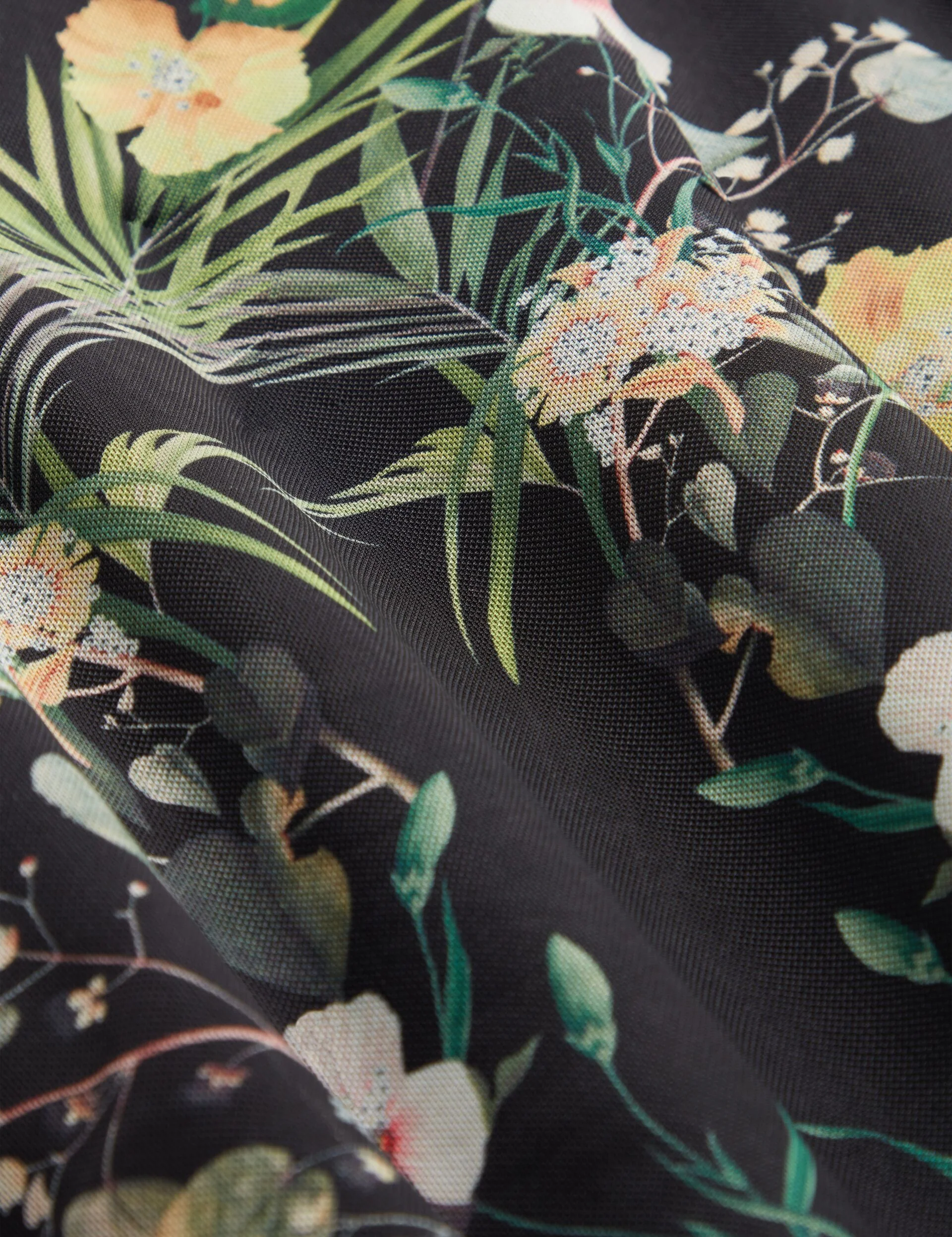 SHORT SLEEVE CREW MESH TOP | BLACK - Image 3