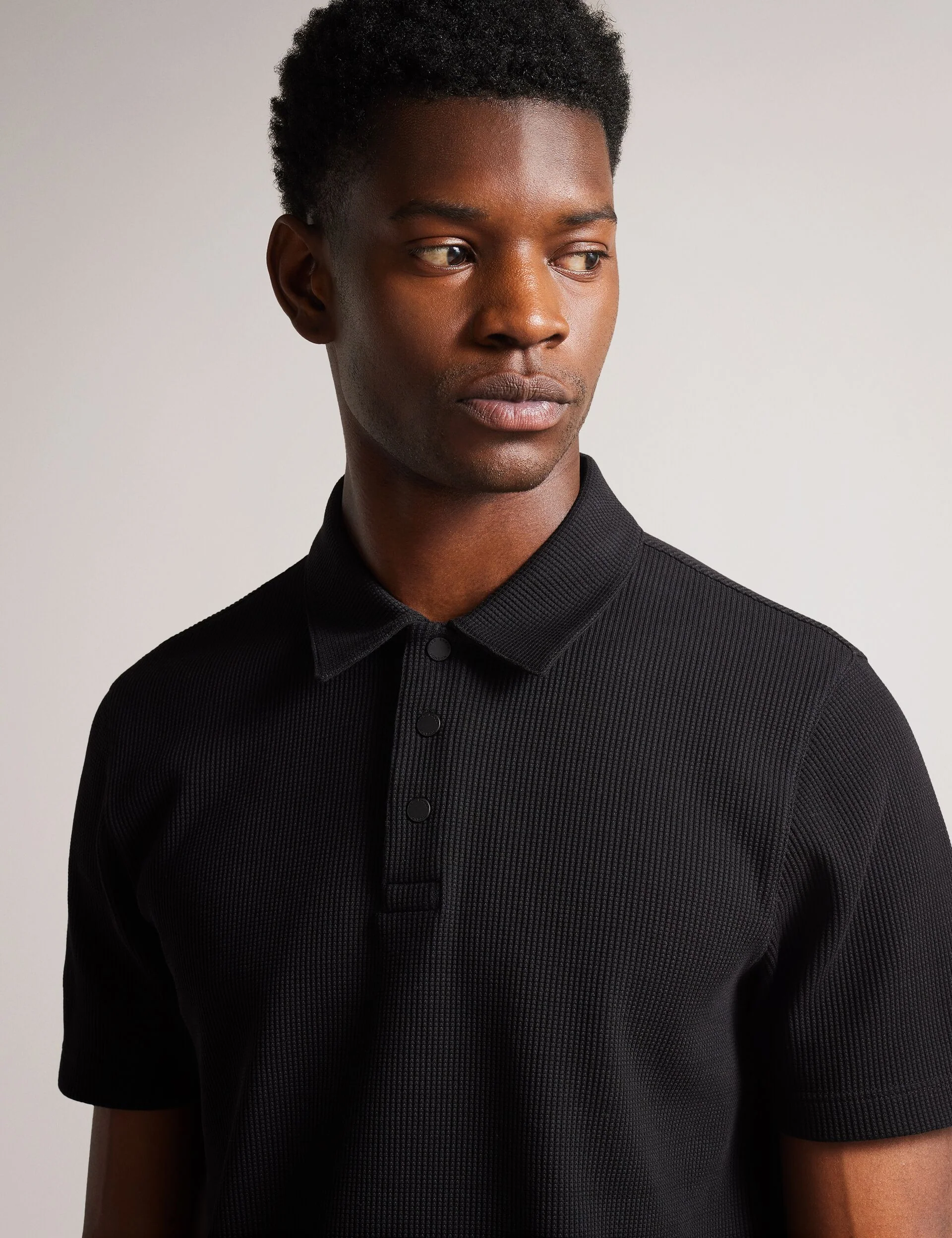 SHORT SLEEVE POLO | BLACK - Image 4