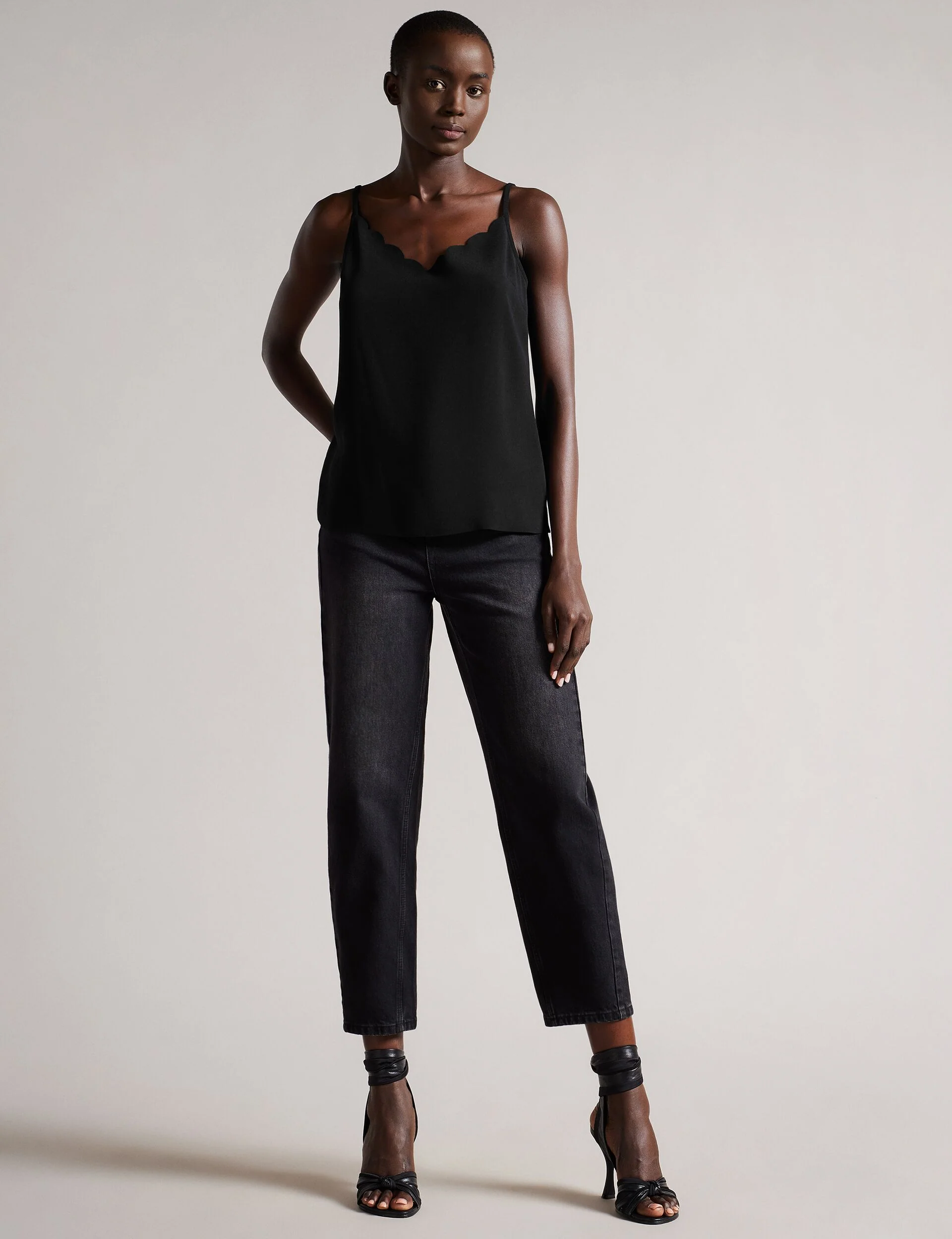 SIINA | BLACK - Image 2