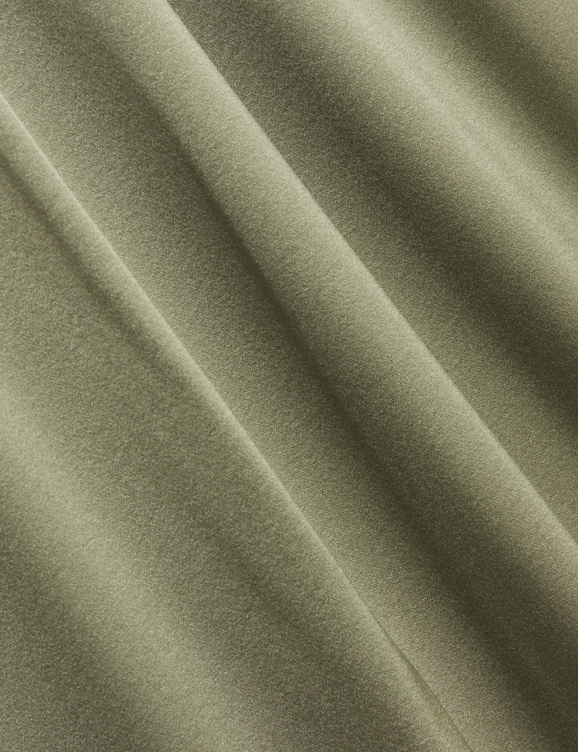 SILK WIDE LEG BELTED TUCK PANT | KHAKI - Image 4