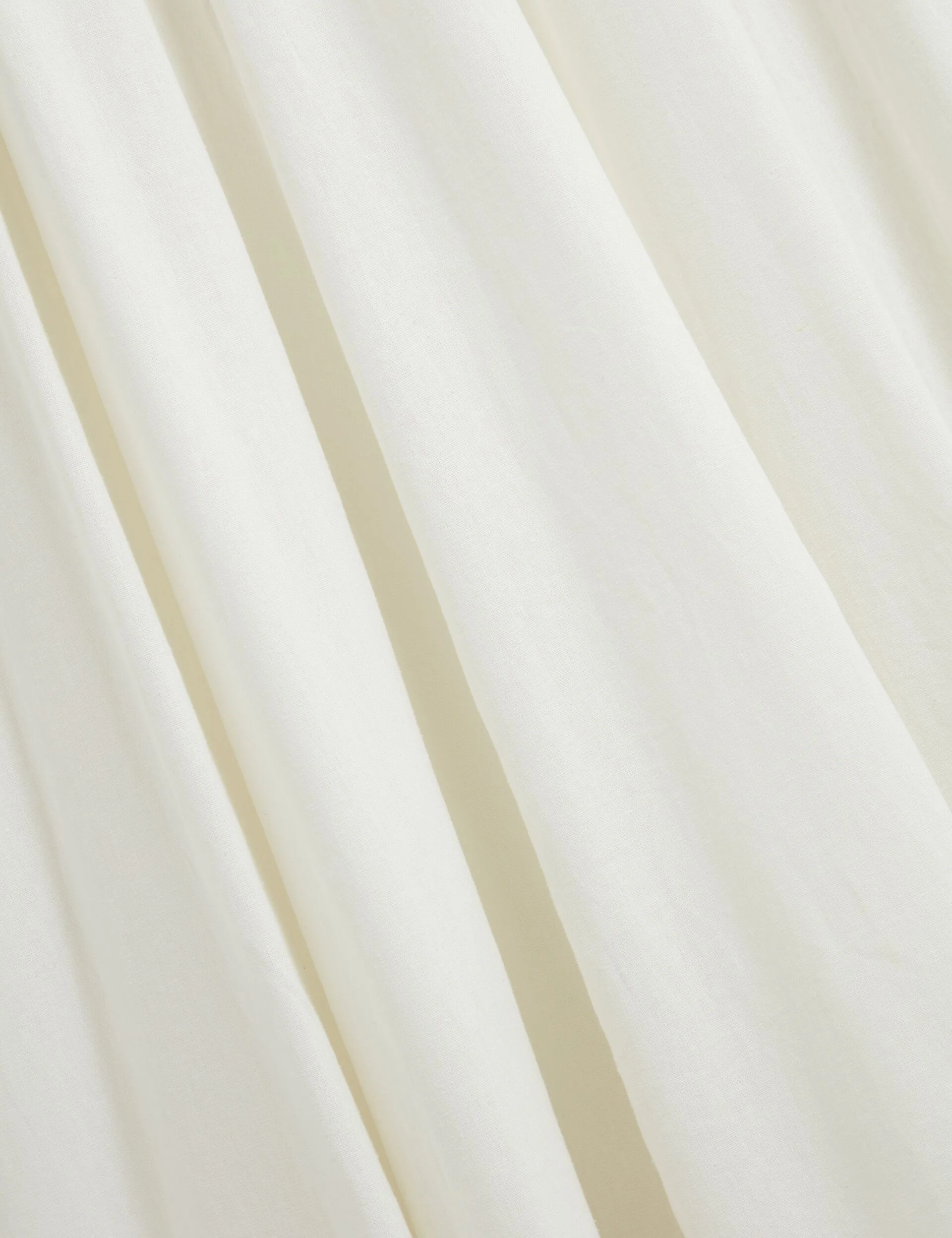 SLEEVELESS V-NECK PLEATED MAXI DRESS | WHITE - Image 3