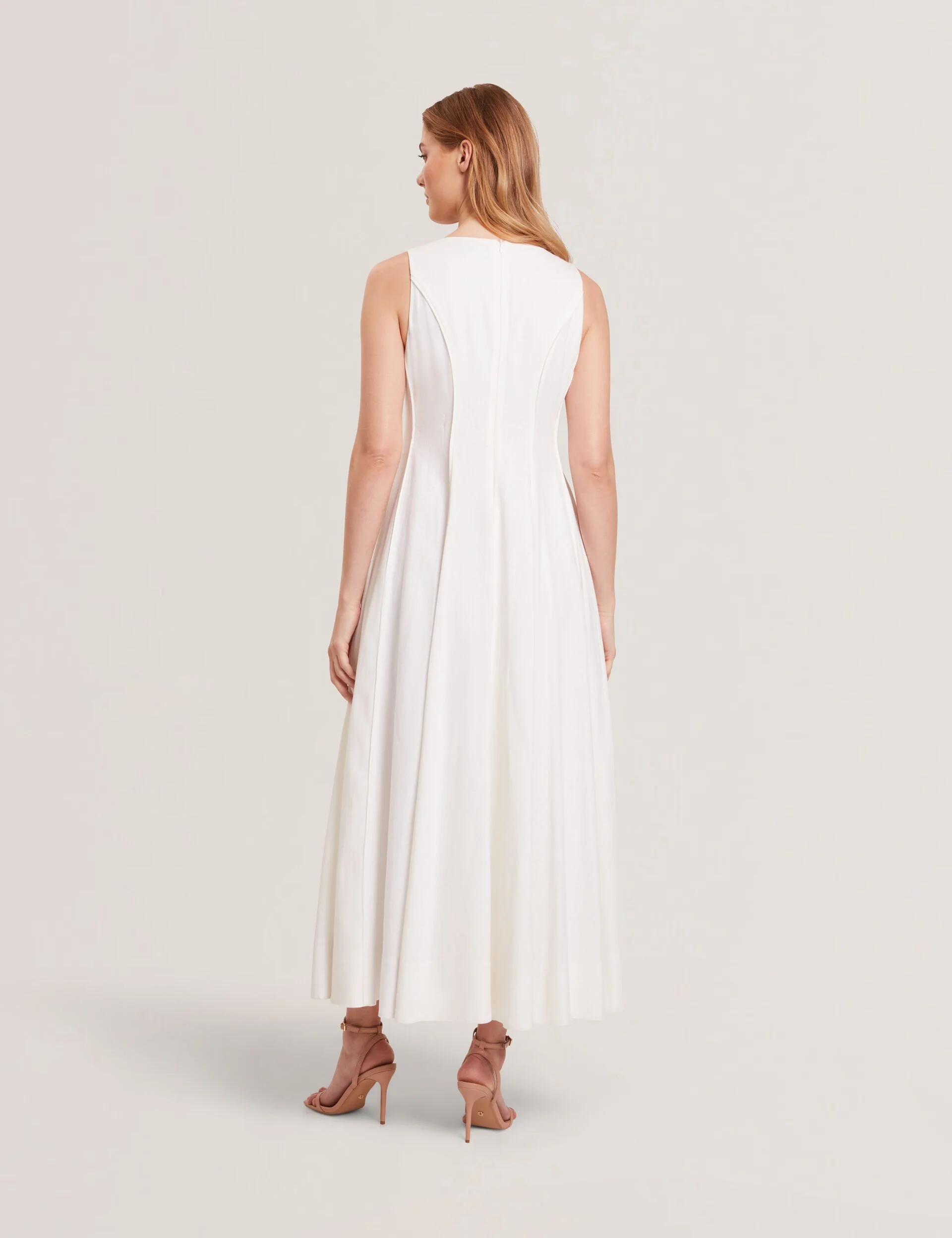 SLEEVELESS V-NECK PLEATED MAXI DRESS | WHITE - Image 4