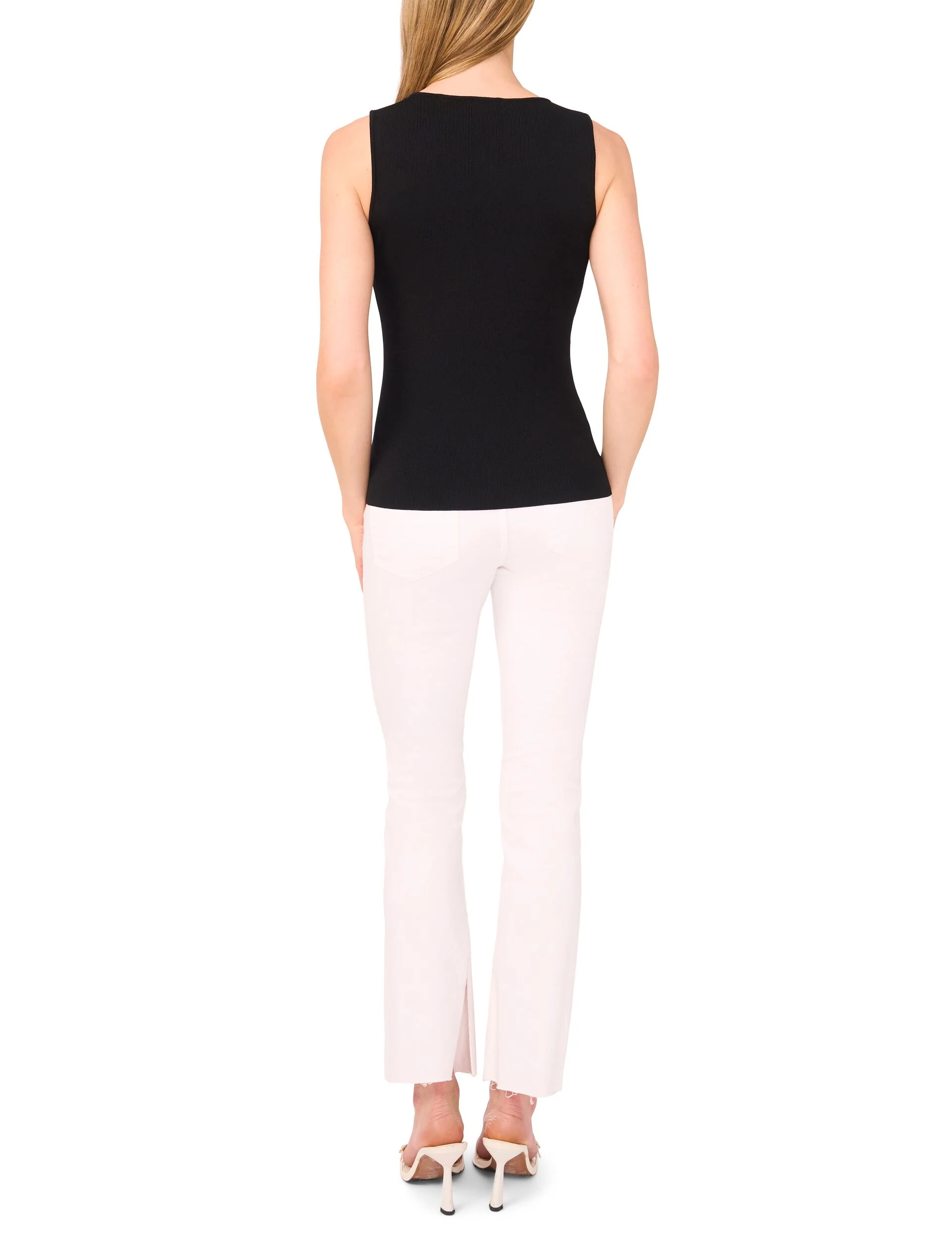 SLEEVELESS V-NECK TOP | BLACK - Image 5