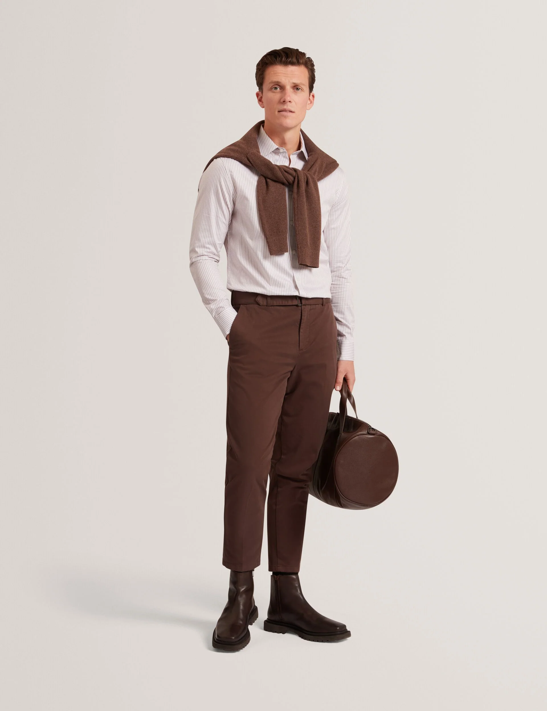 SOHOE | TAUPE - Image 2