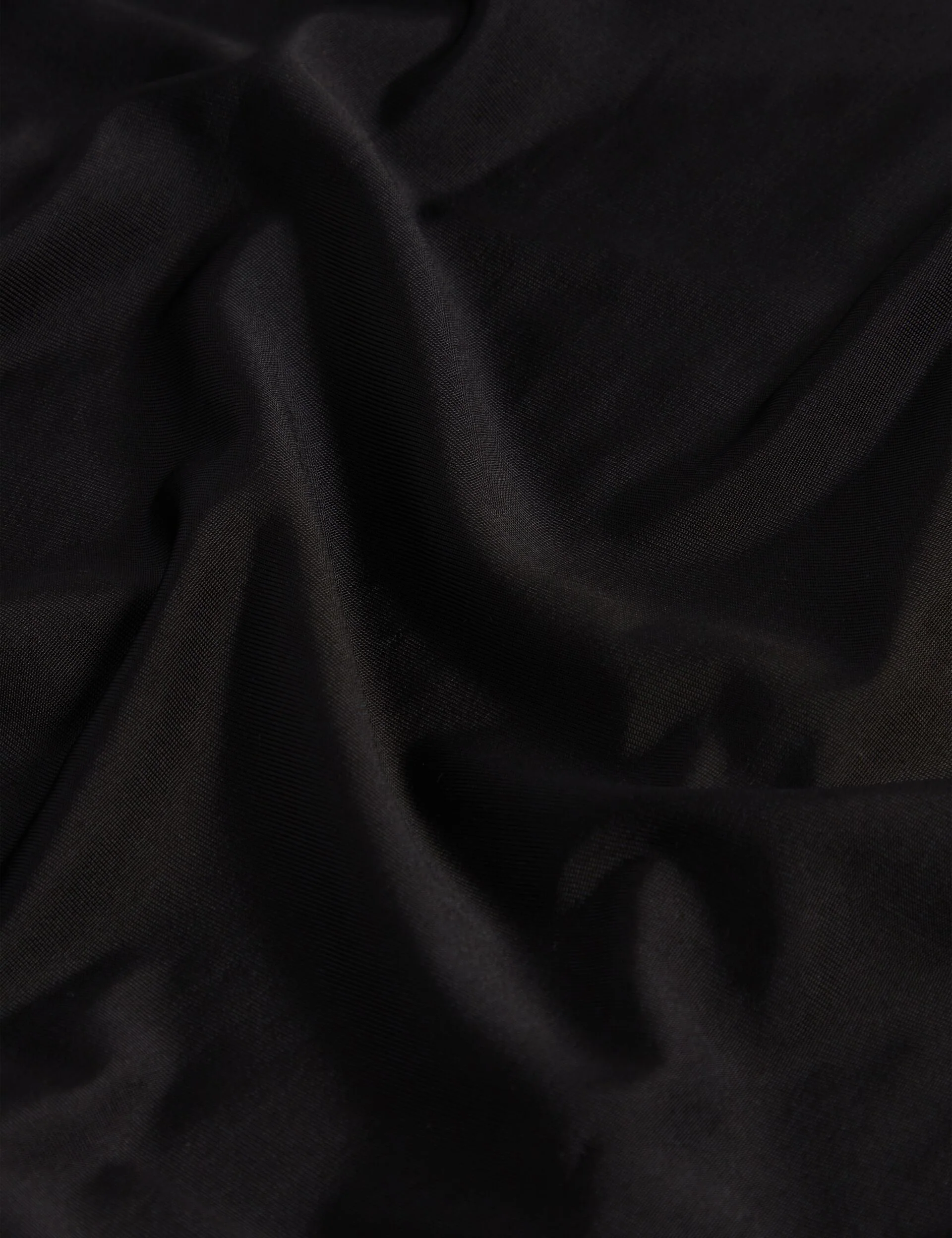 SOLID BLACK TSHIRT WITH SEAM DETAIL | BLACK - Image 3