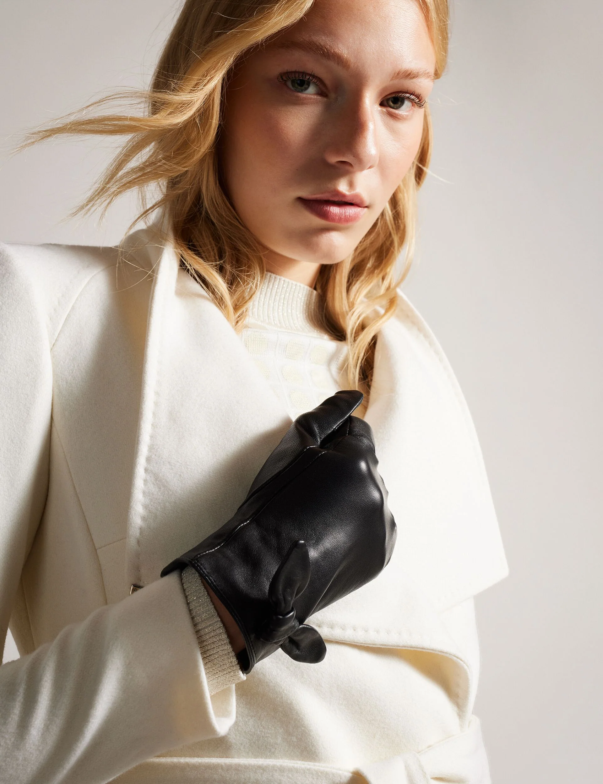 SOPHIIS | BLACK - Image 2