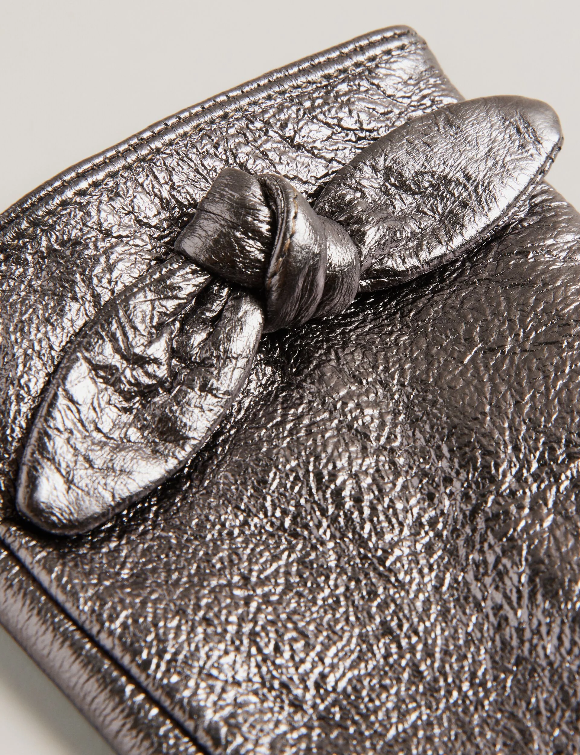 SOPHIIS | GUNMETAL - Image 3