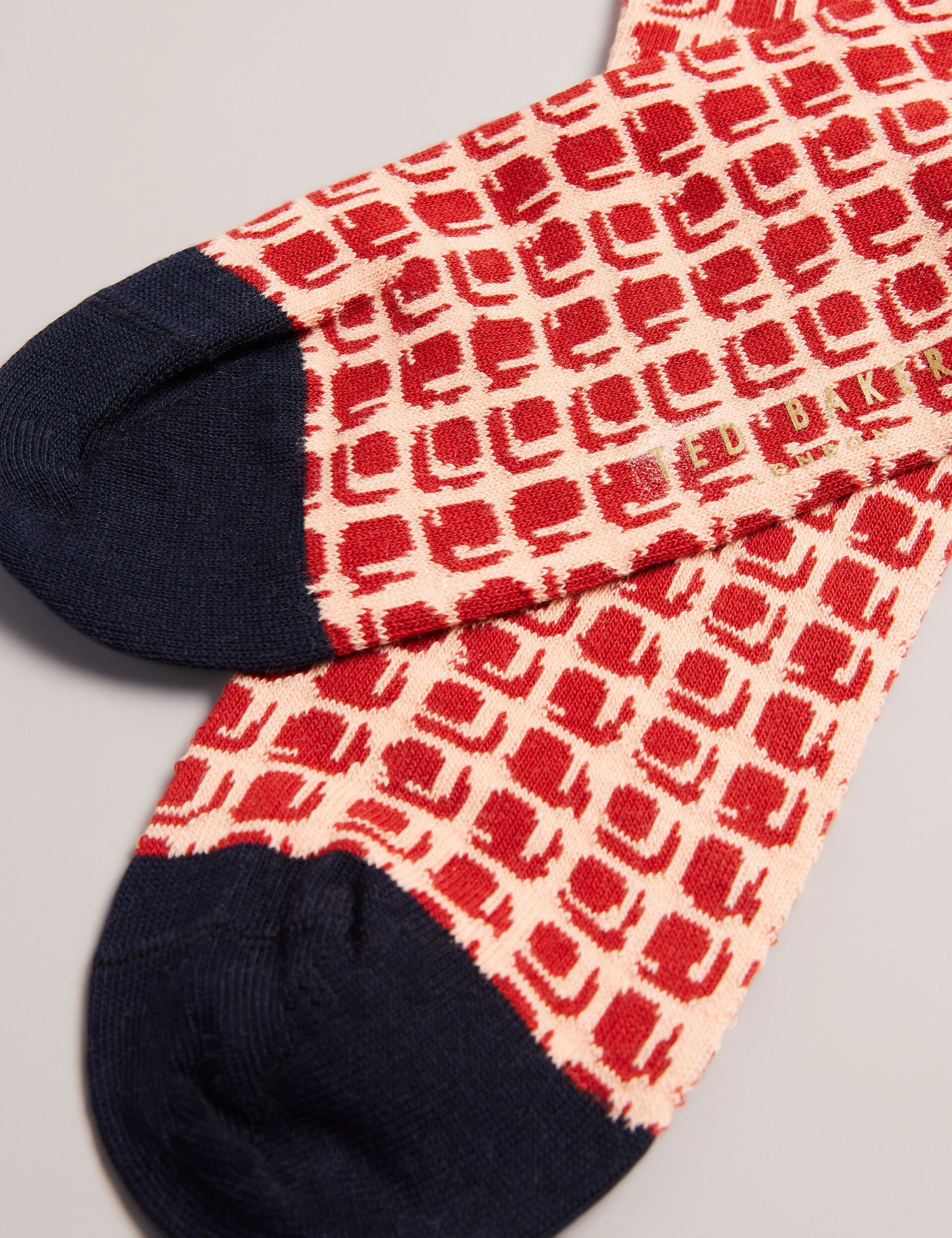 SQWER | RED - Image 3
