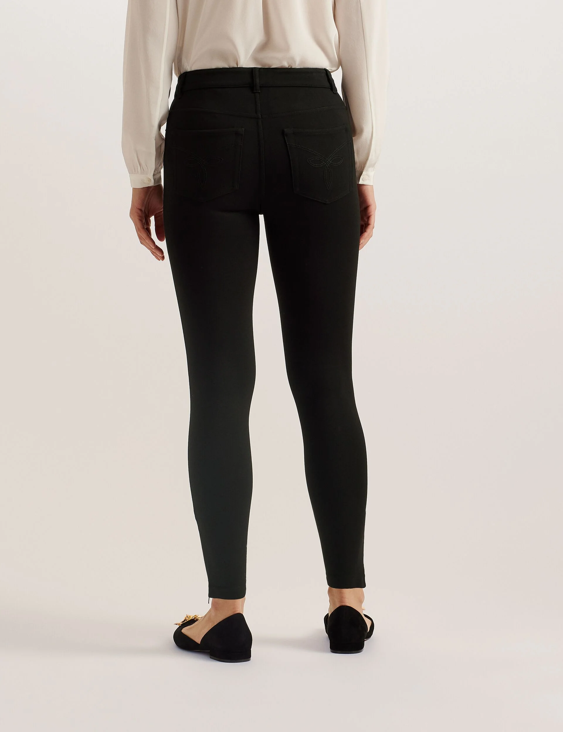 STRENTI | BLACK - Image 4