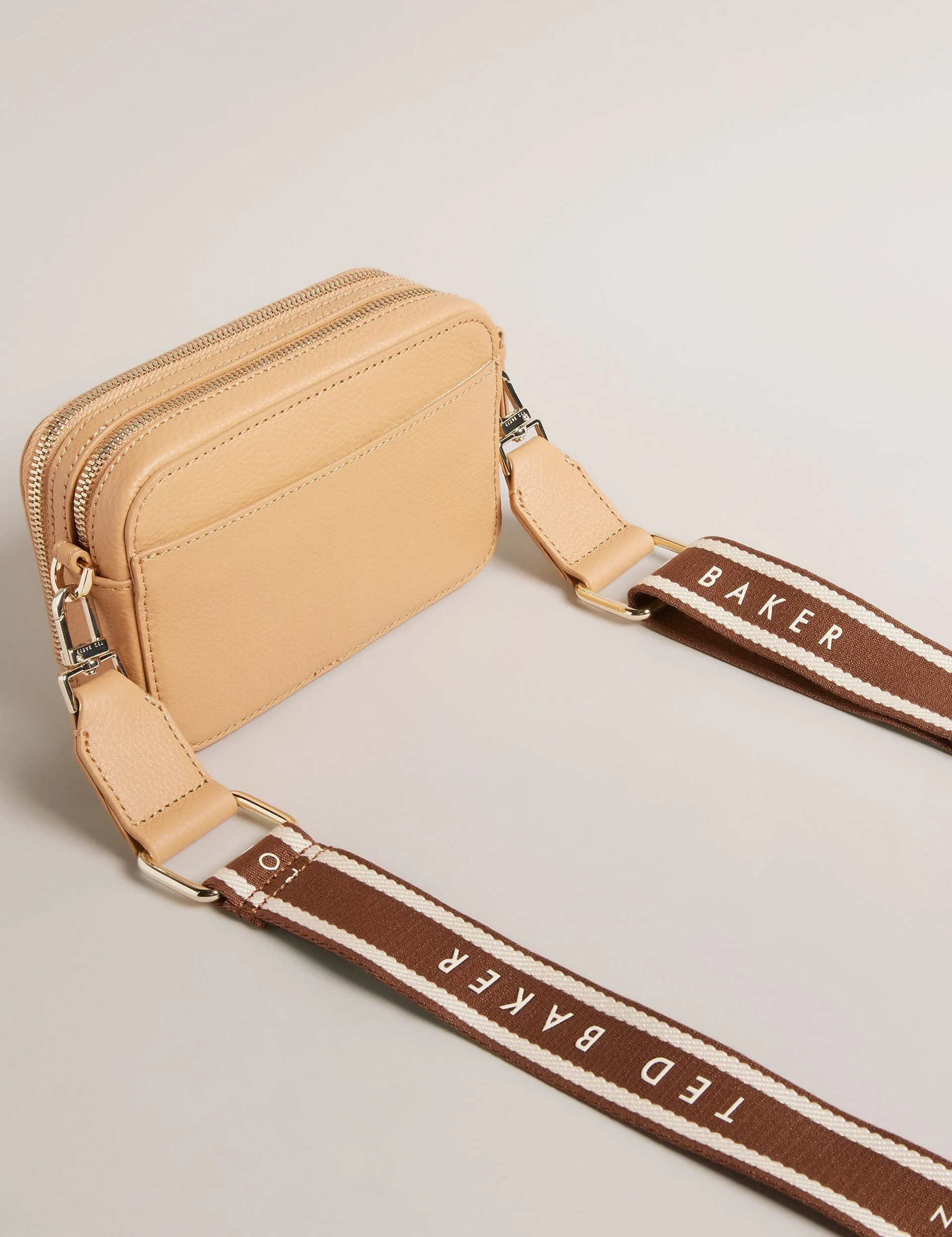 STUNNA | CAMEL - Image 4