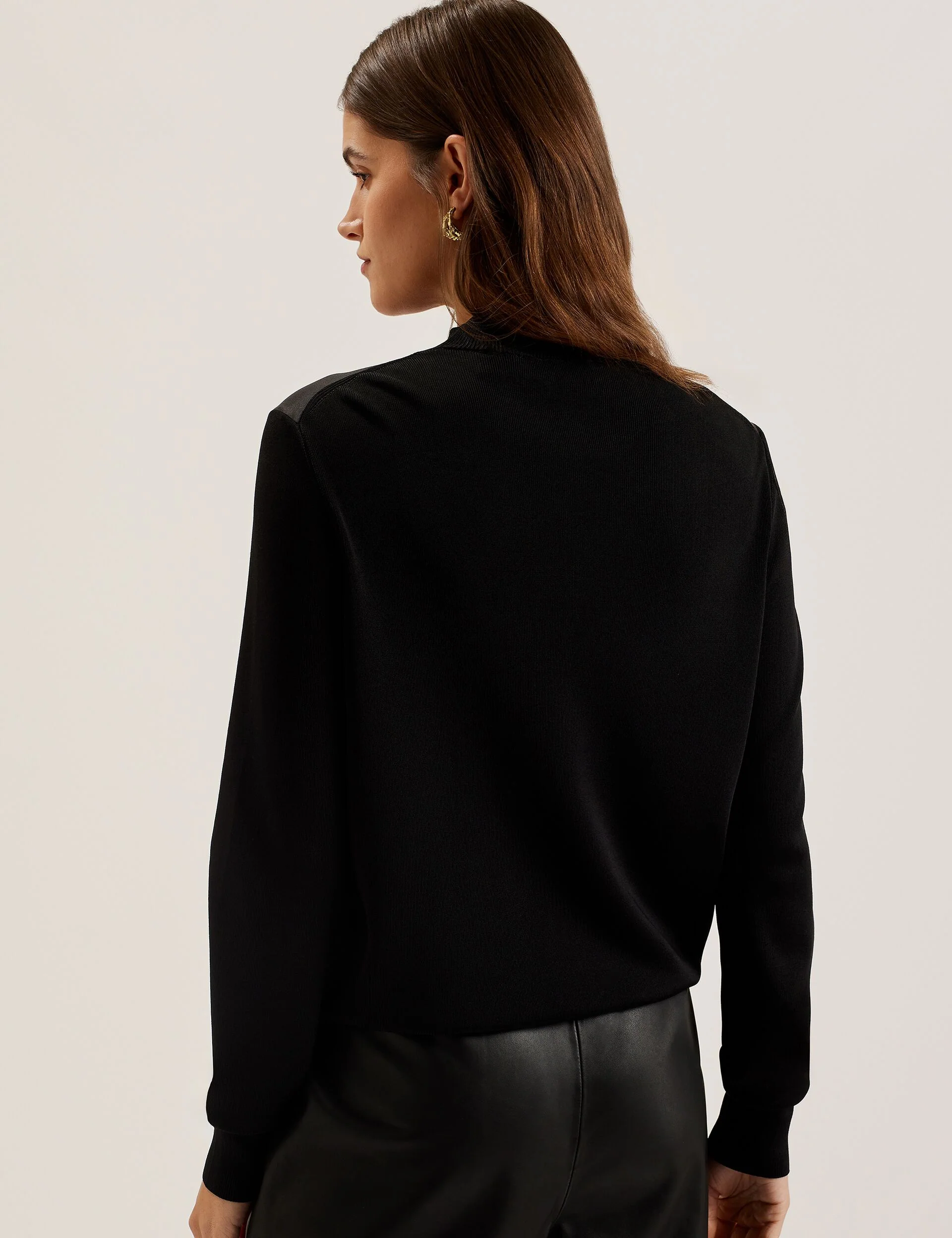 TABITHR | BLACK - Image 5