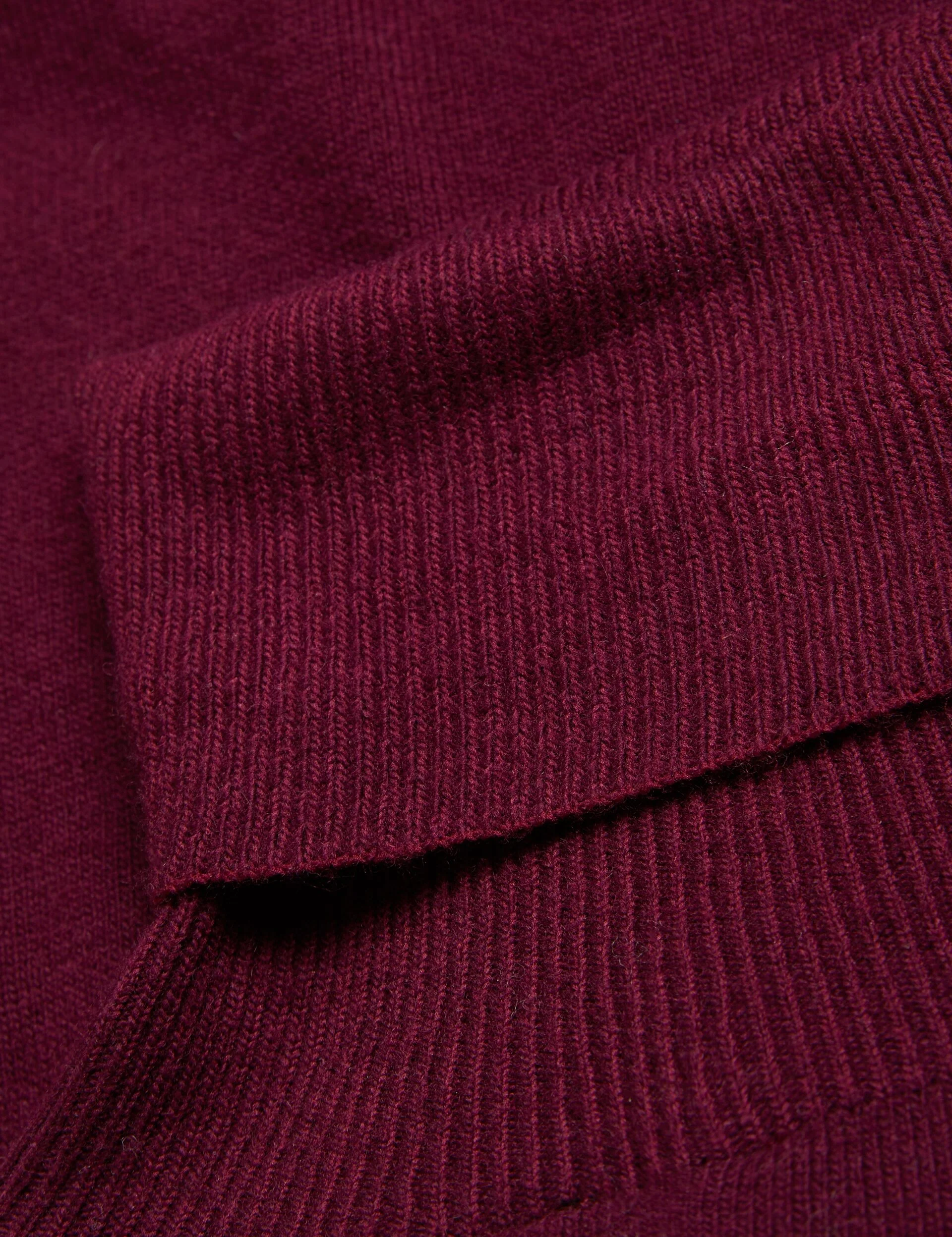 TAMSENN | DARK RED - Image 3