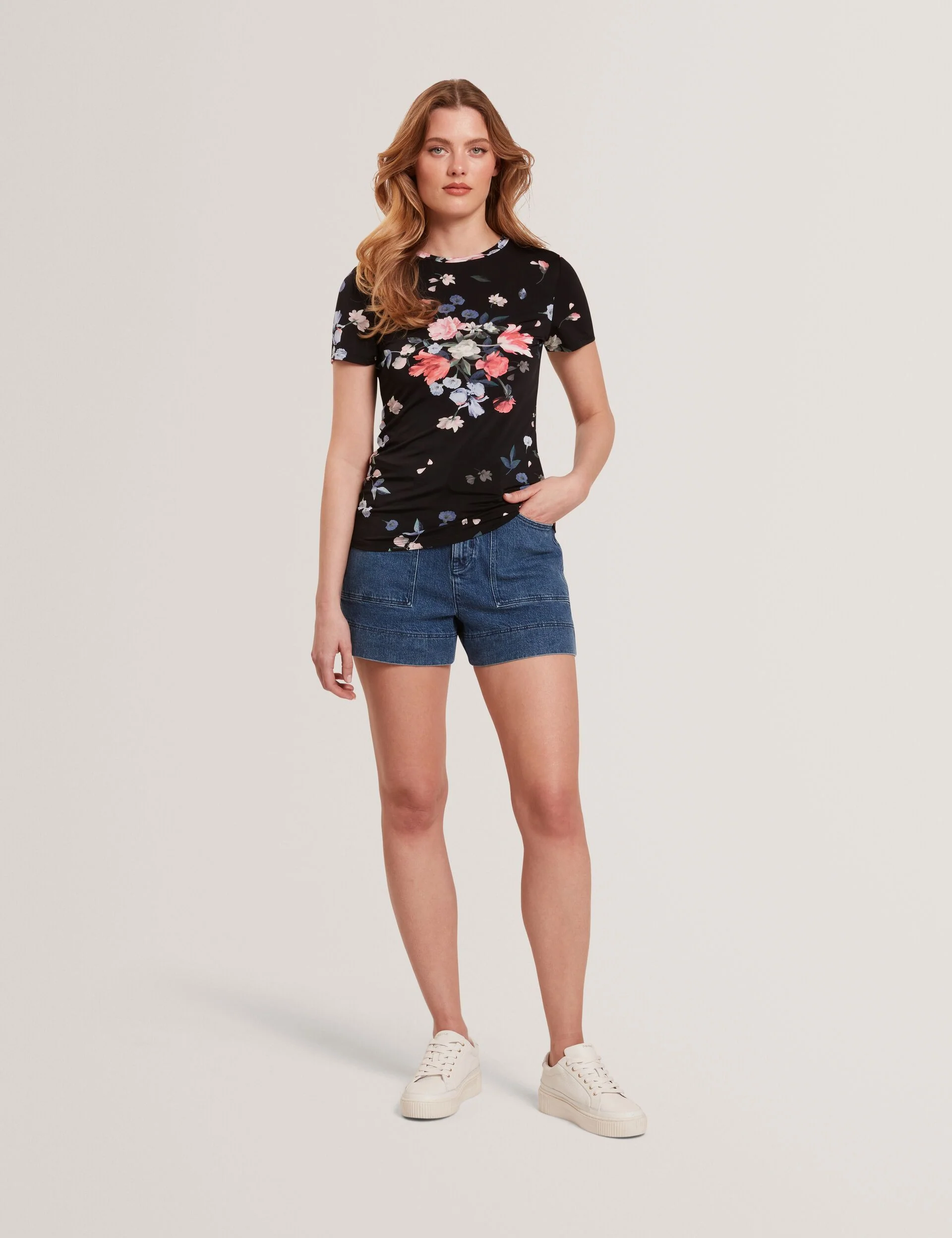 ALLOVER FLORAL T-SHIRT | BLACK - Image 5
