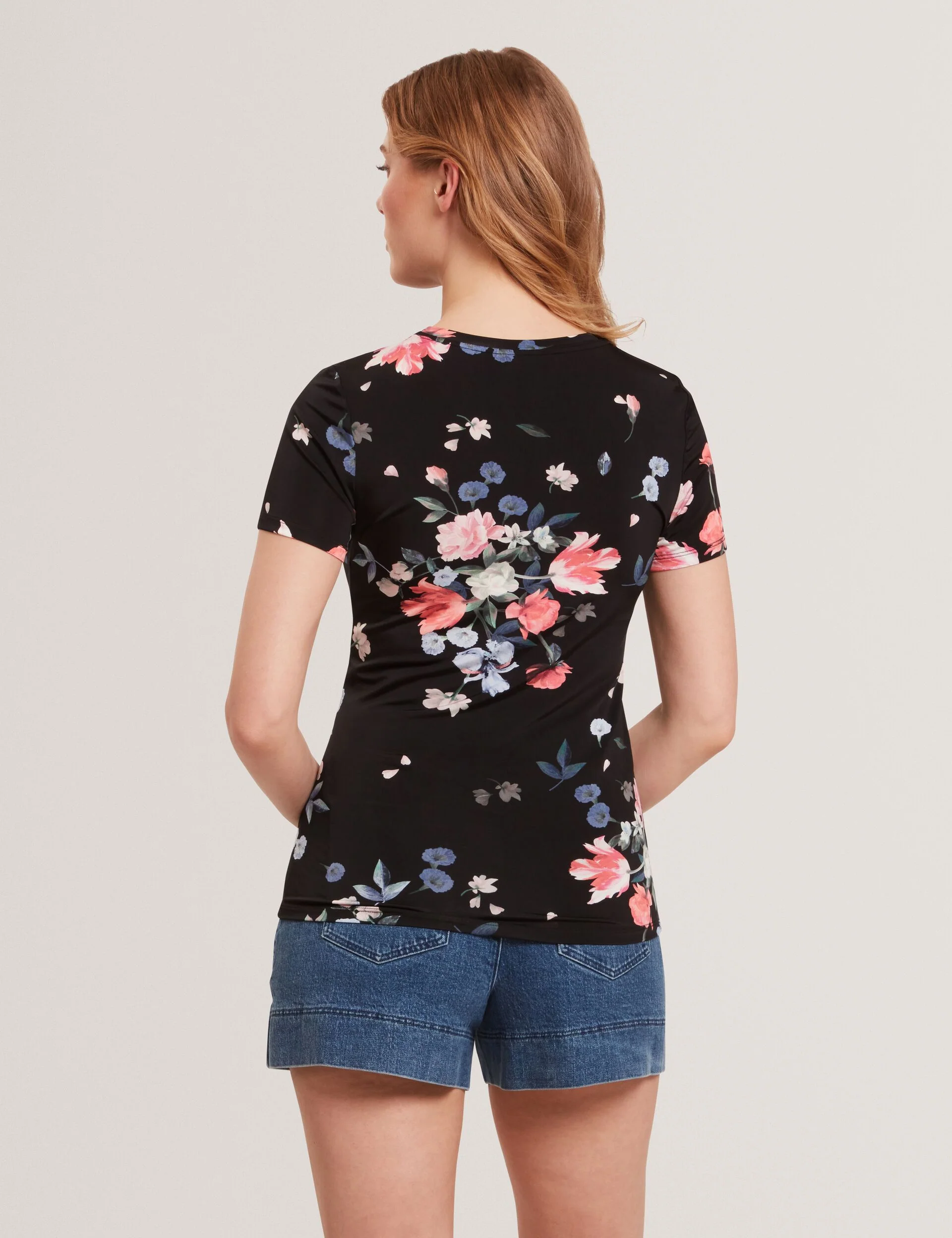 ALLOVER FLORAL T-SHIRT | BLACK - Image 6