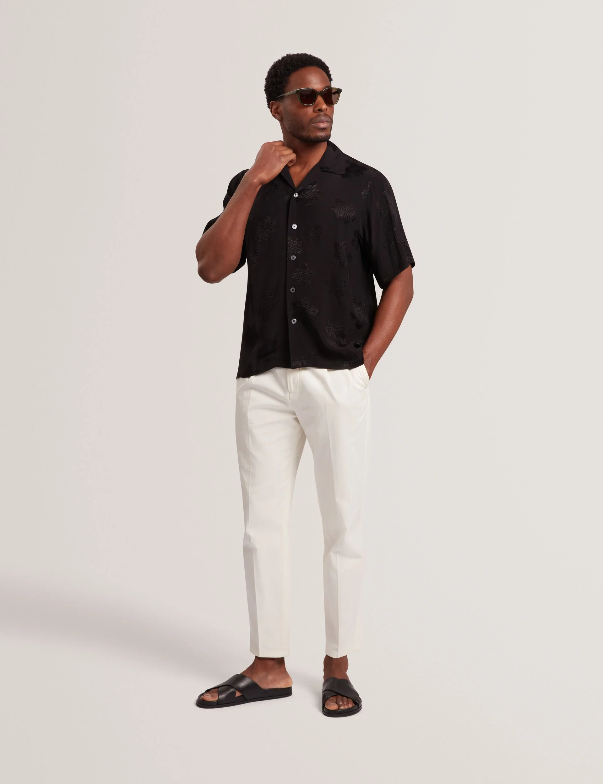 THOVAN | BLACK - Image 2