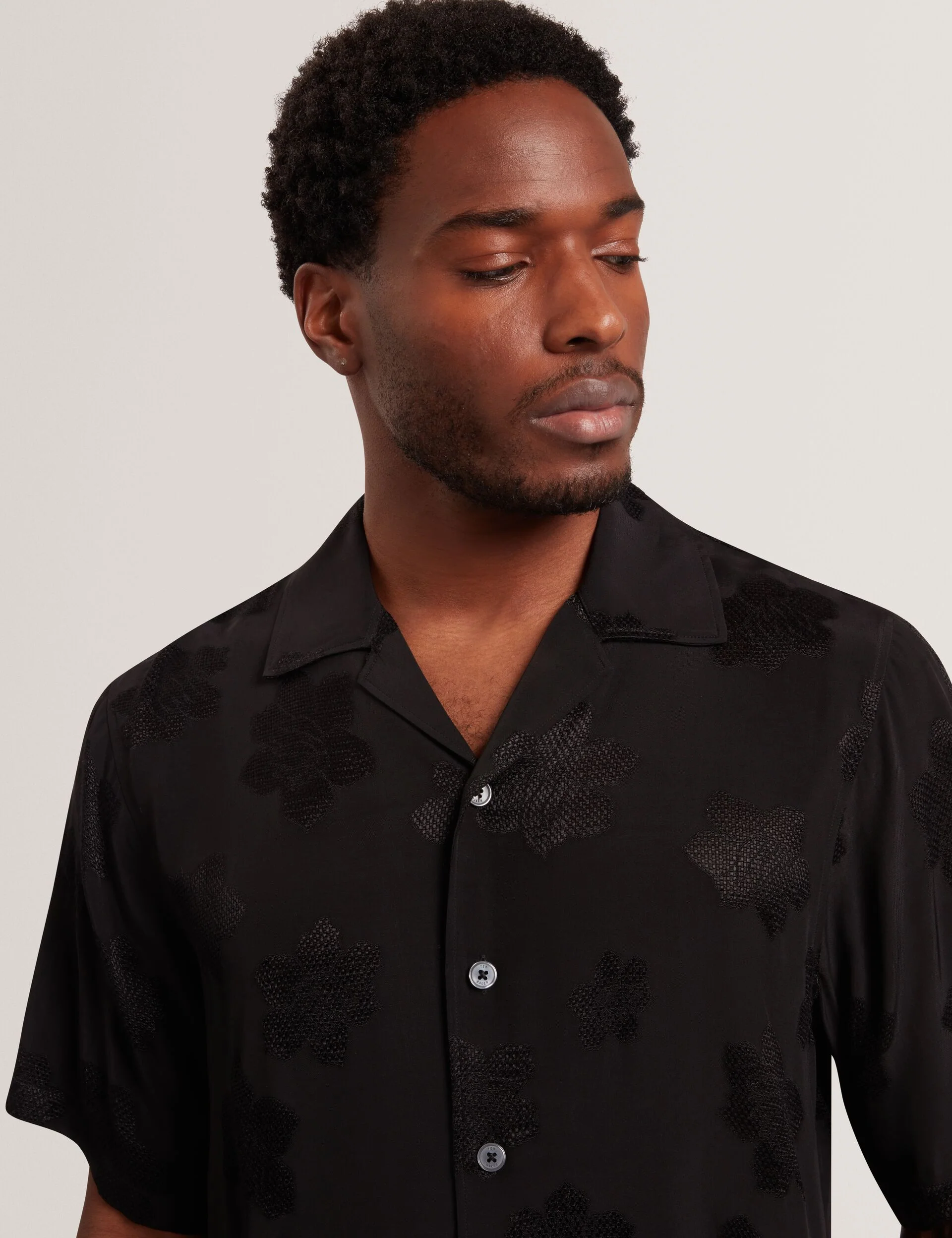 THOVAN | BLACK - Image 4