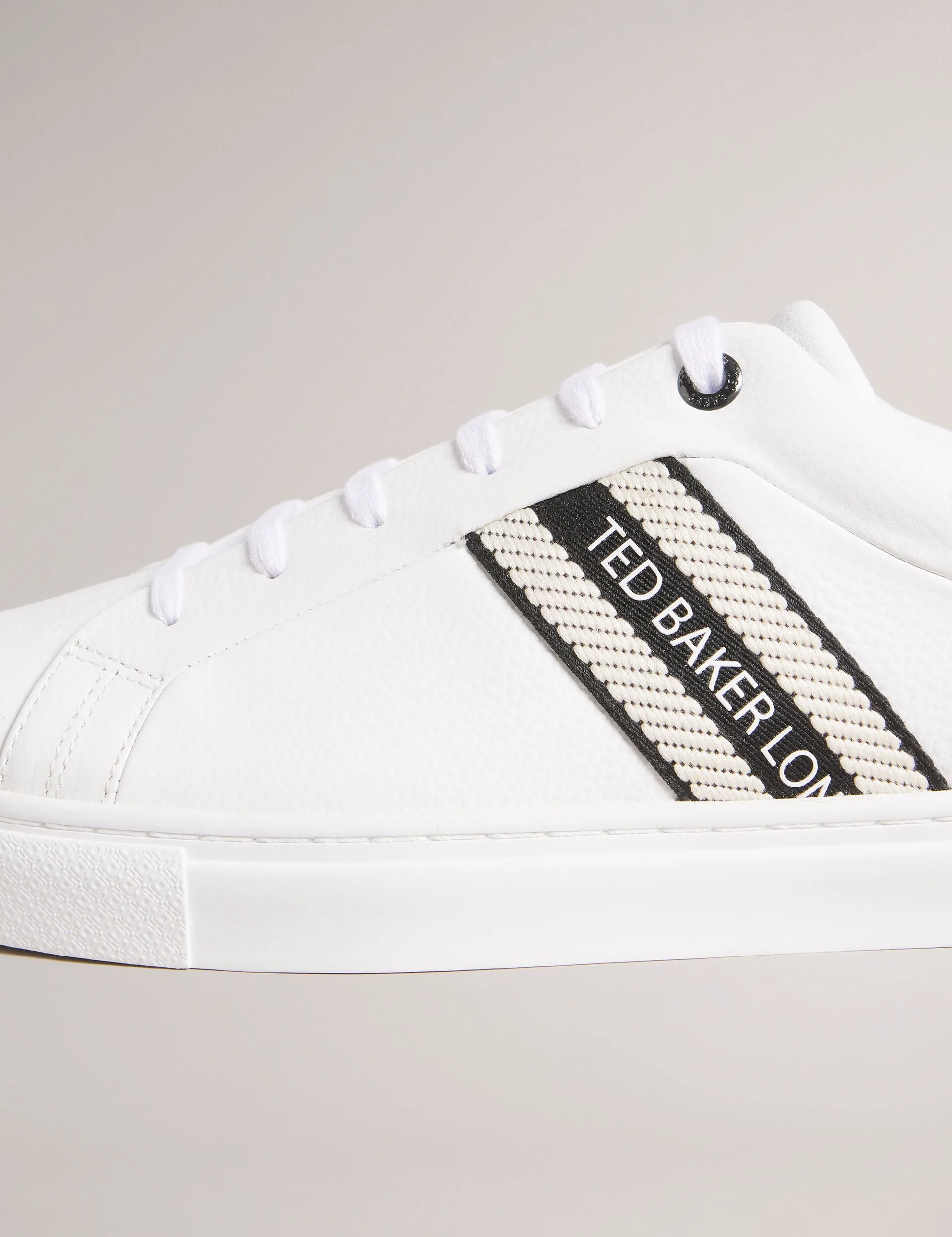 TRILOBW | WHITE - Image 3