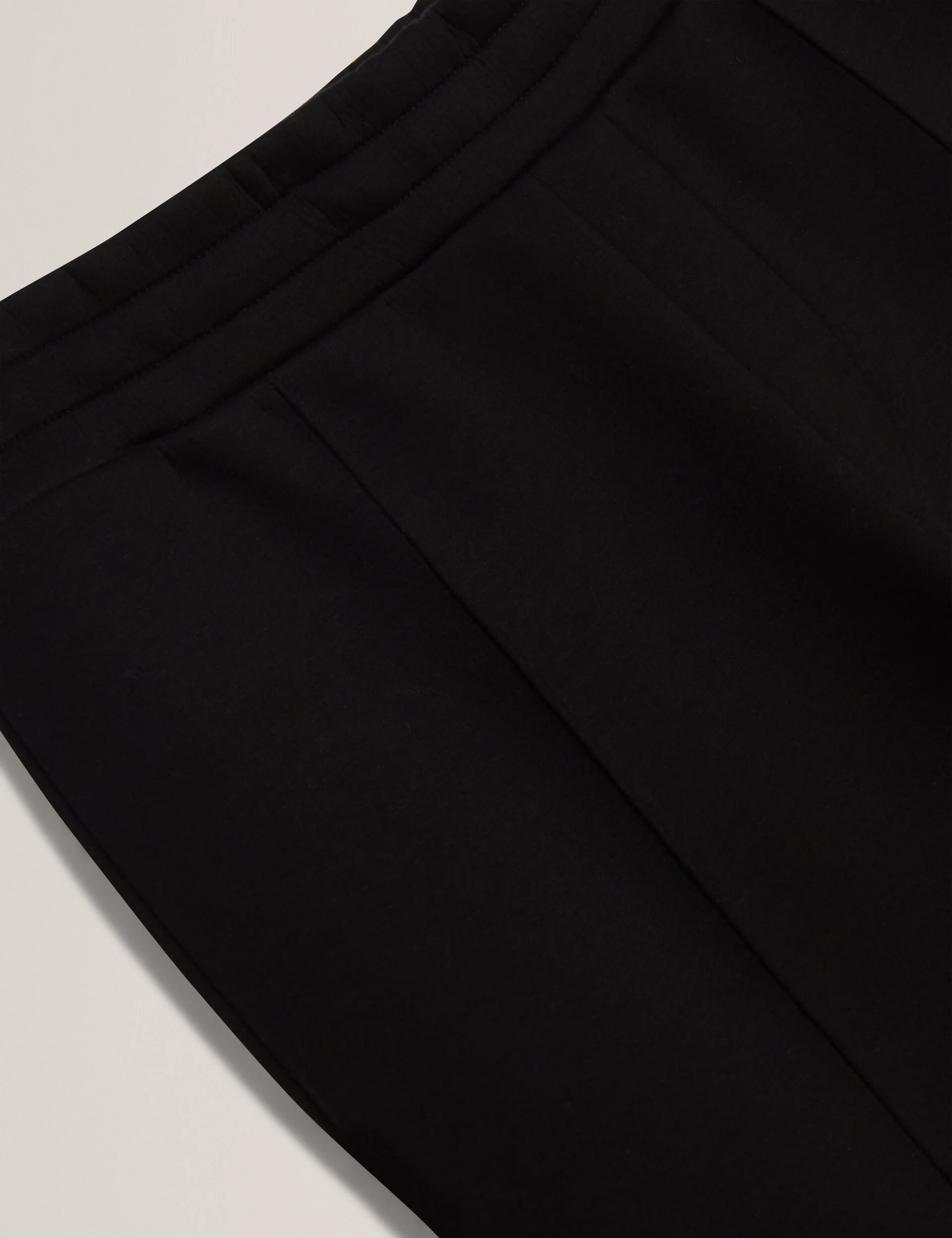 UAVER | BLACK - Image 2