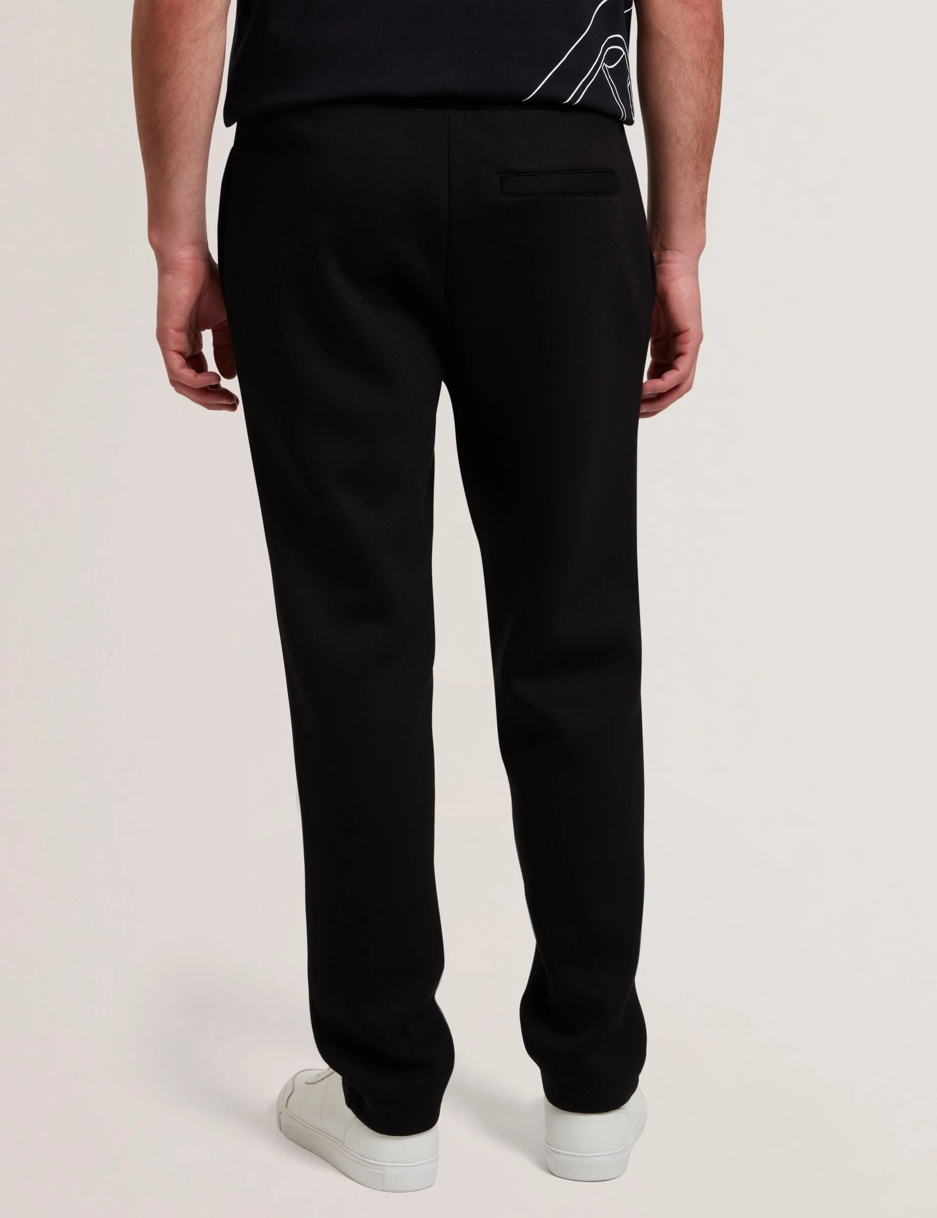 UAVER | BLACK - Image 4