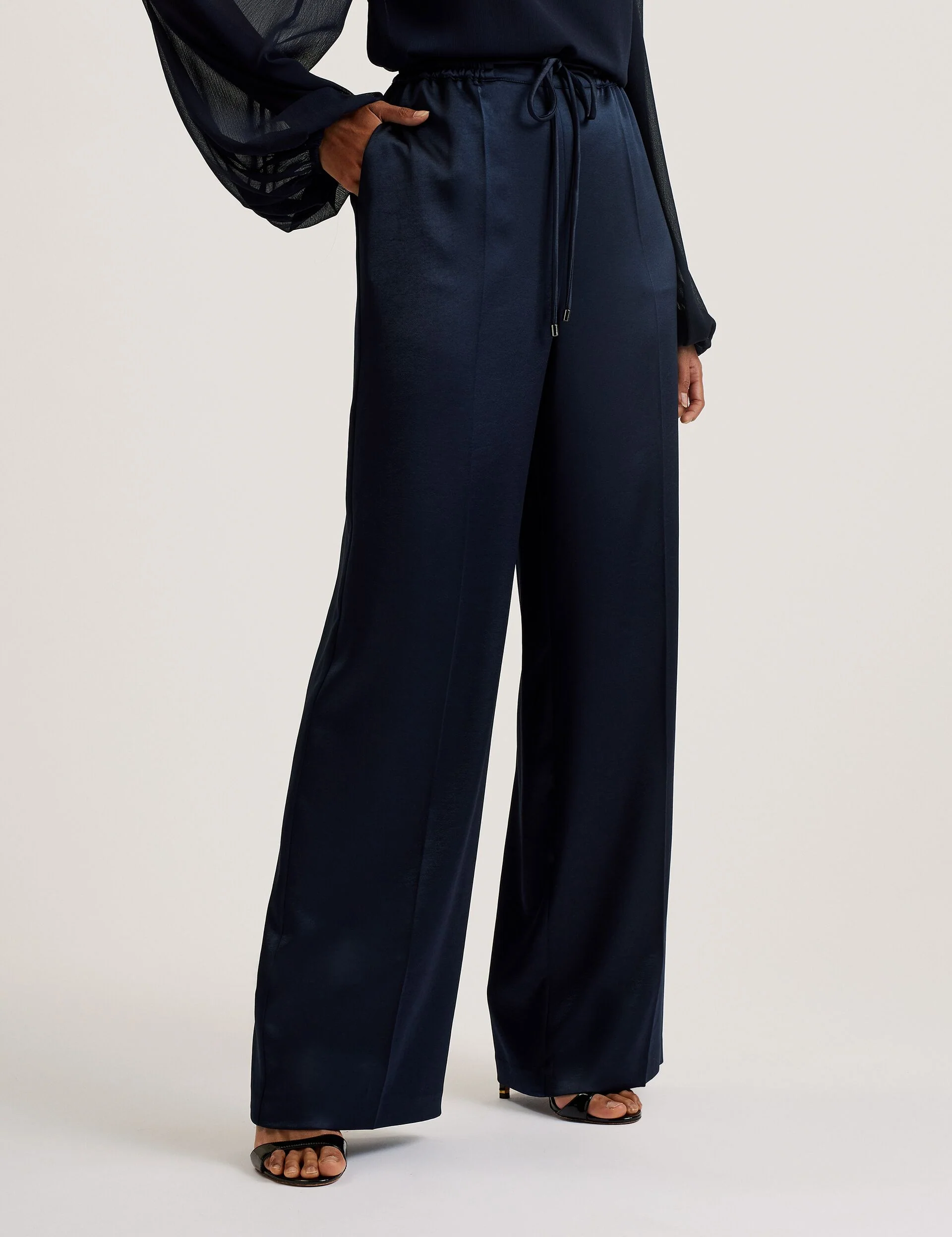 UMAIBO | NAVY - Image 2