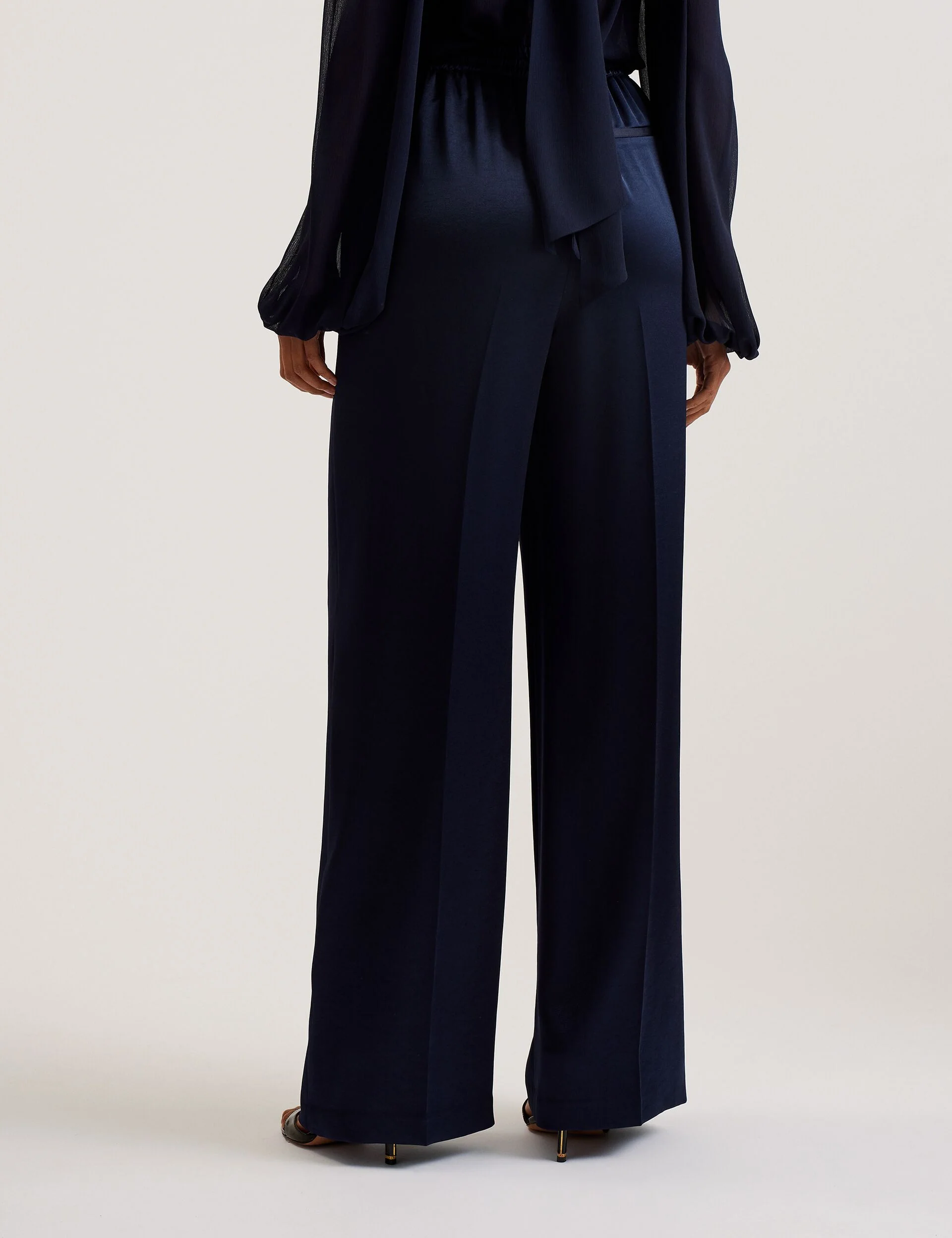 UMAIBO | NAVY - Image 4