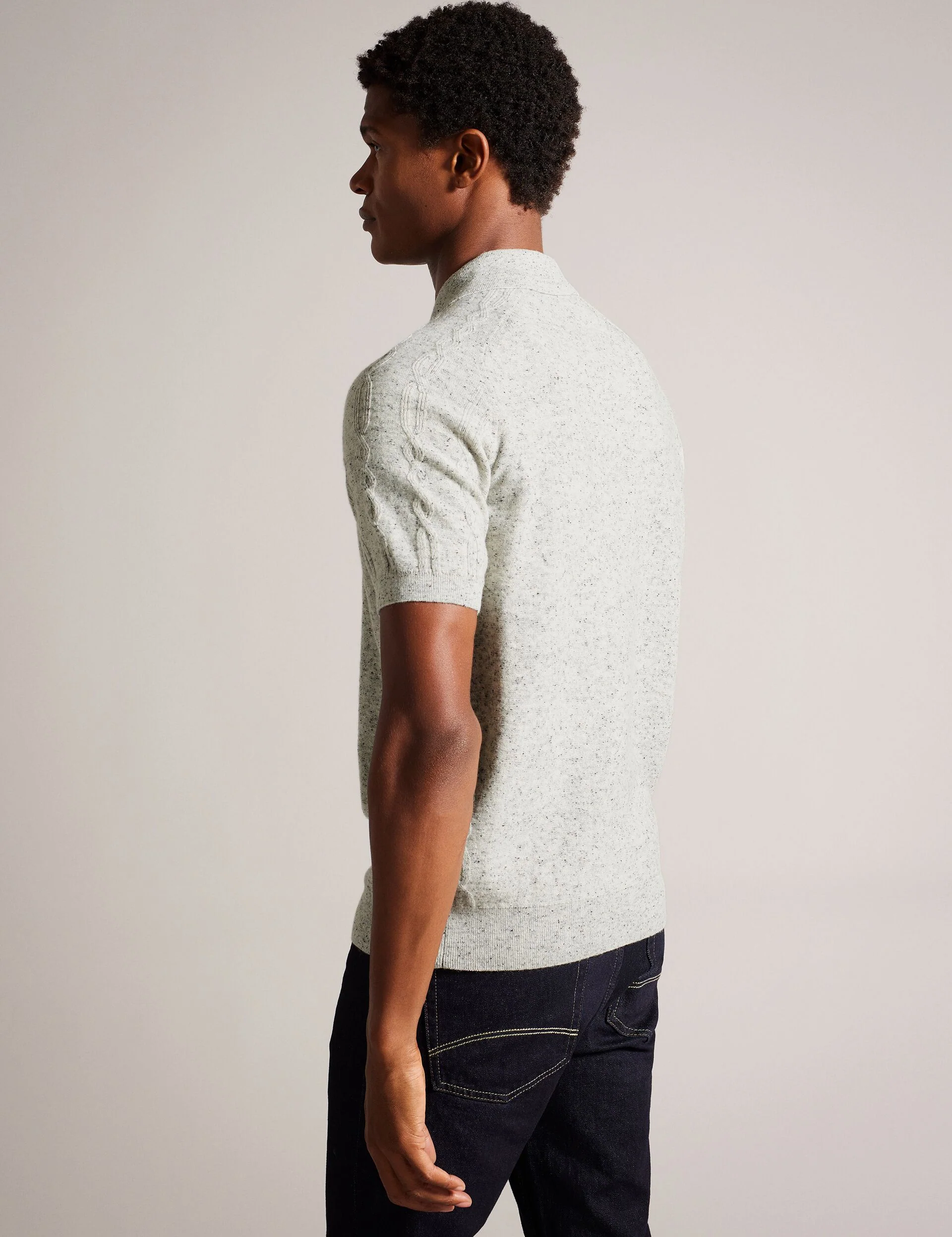 USTEE | ECRU - Image 5