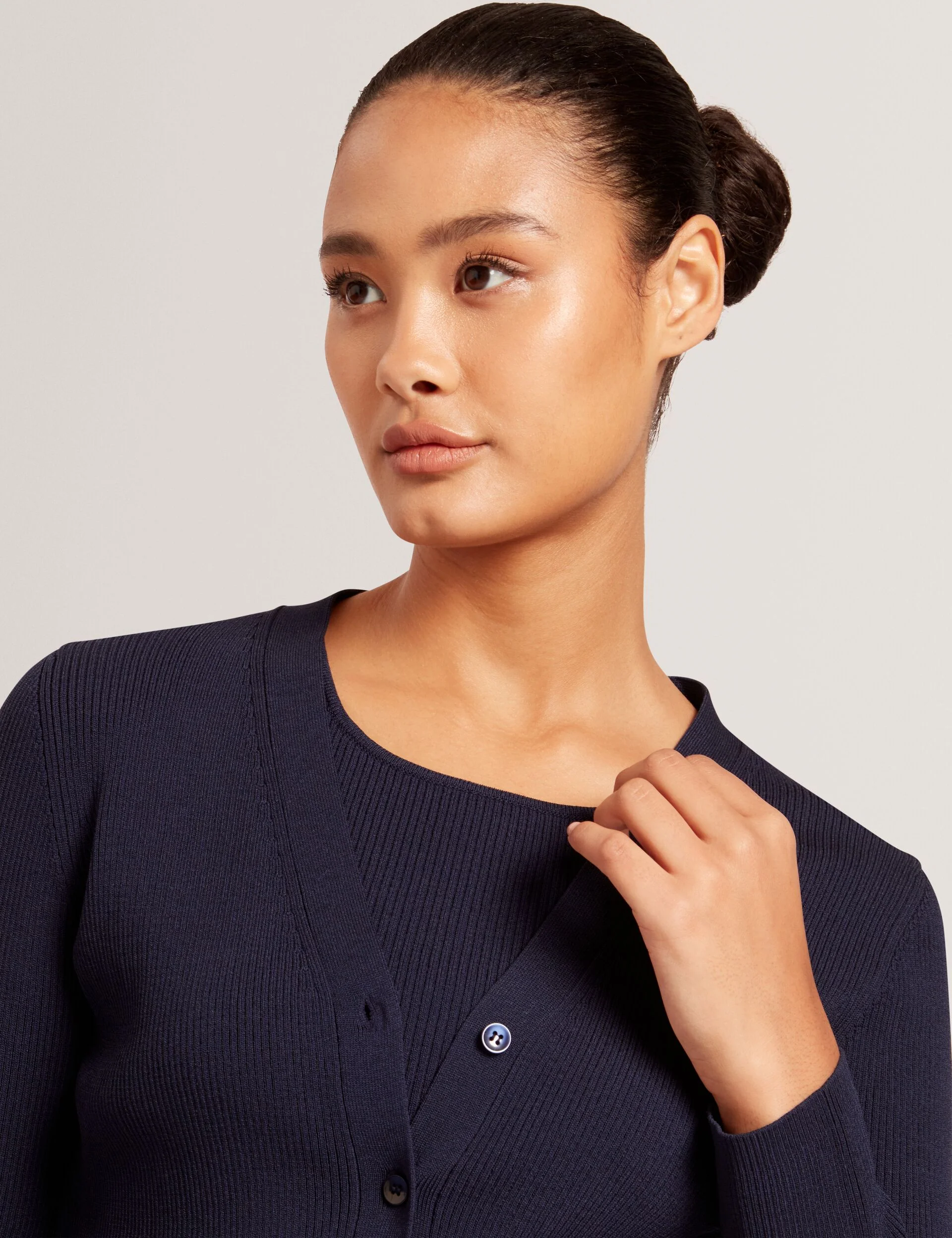 V-NECK CARDIGAN WITH RIB | NAVY - Image 4