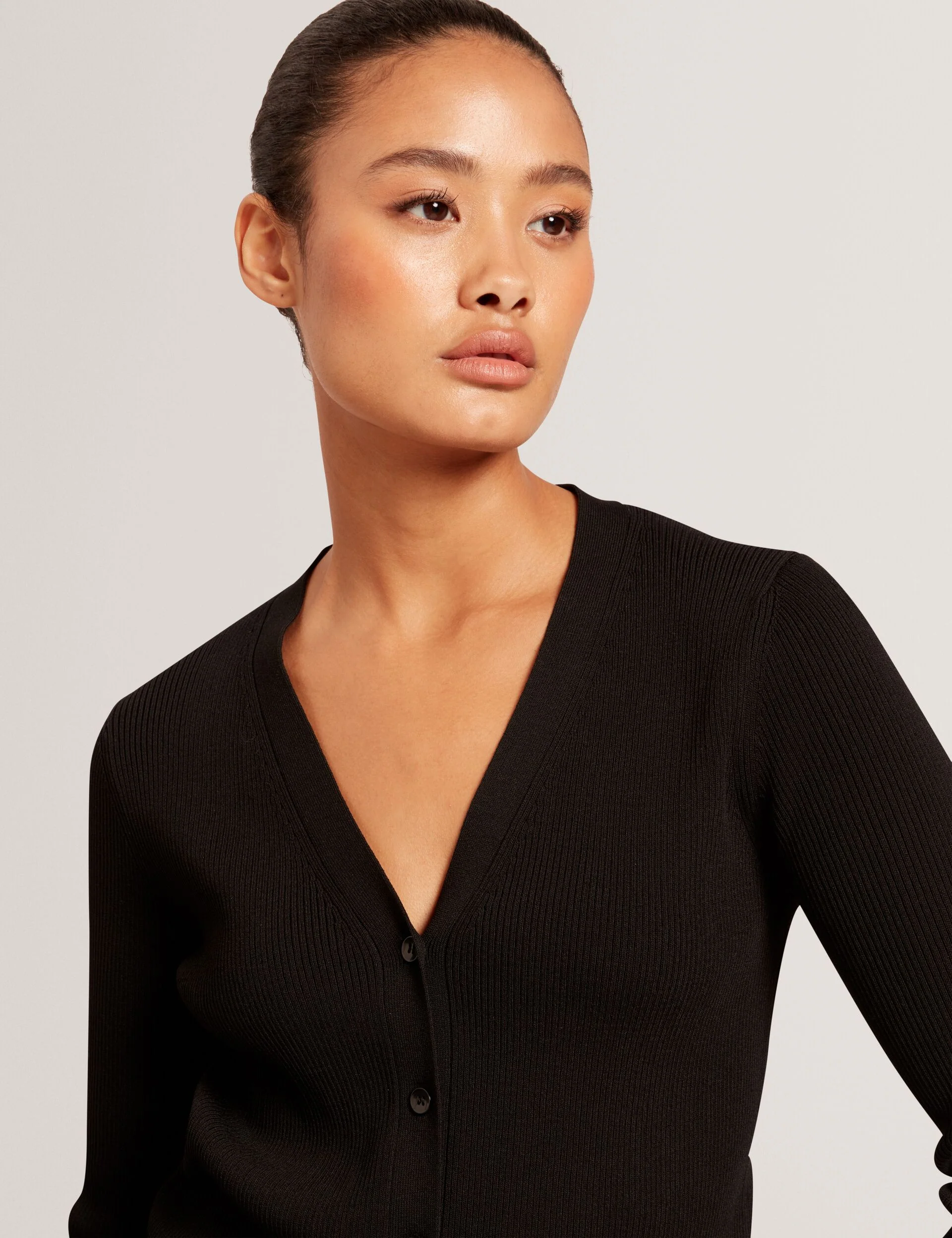 V-NECK CARDIGAN WITH RIB | BLACK - Image 6